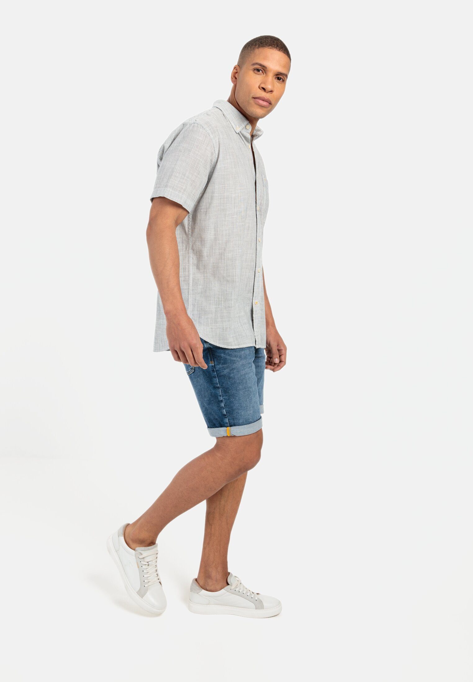 camel active Kurzarmhemd mit feinem Streifenmuster Kurzarm Button-Down Button-Down