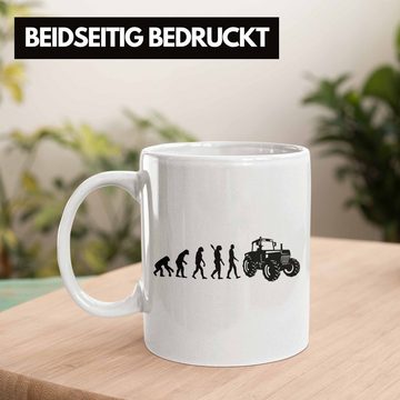 Trendation Tasse Lustige Tasse für Landwirte Geschenk Evolution Traktor Geschenkidee