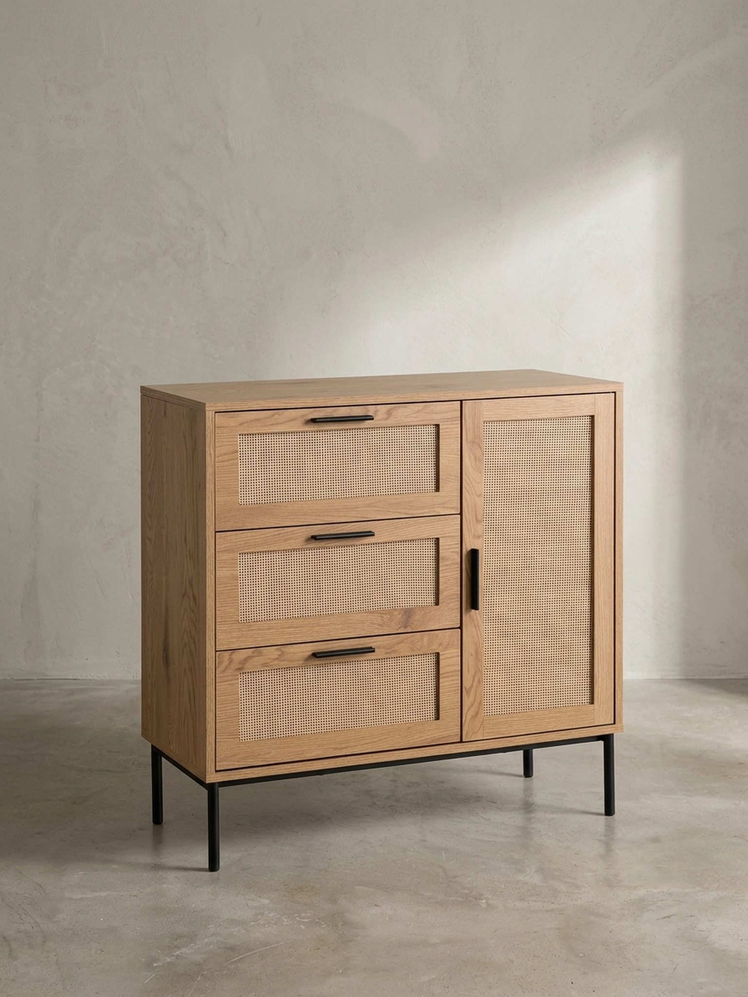 KADIMA DESIGN Kommode Kommode 80x82x36 cm Flurkommode Eiche-Dekor & Rattan, Sideboard mit (Anrichte Schubladenkommode), drei Schubladen und Tür, Kommodenschrank Modern, Standschrank