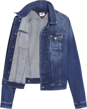 Tommy Jeans Jeansjacke VIVIANNE SLIM TRUCKER NNMBS mit Tommy Jeans Branding Knöpfen & Logo-Flag