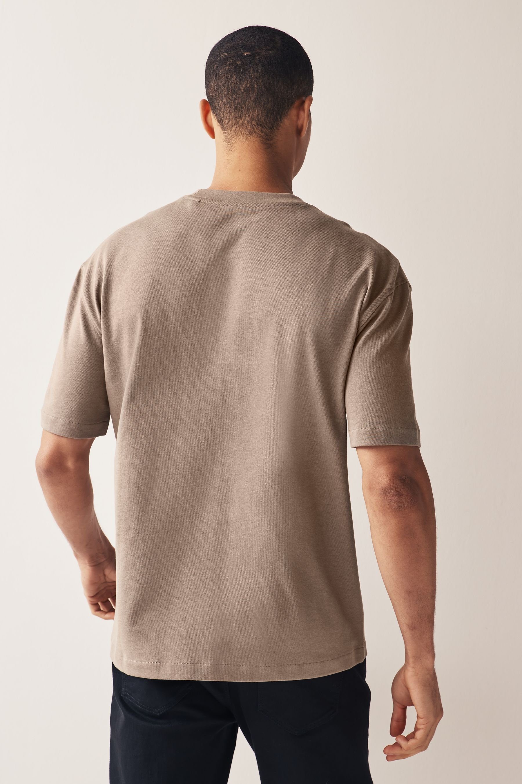 Next T-Shirt (1-tlg) schwerem aus Stoff Neutral Front T-Shirt Print