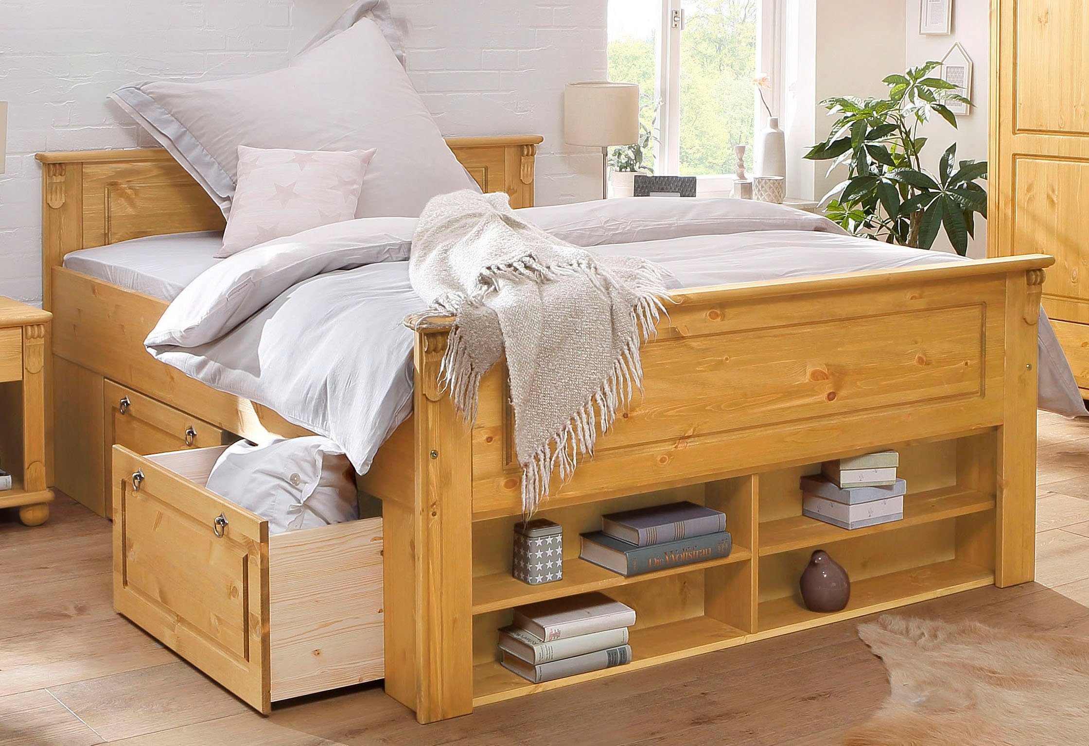 OTTO home Massivholzbett Tessin, Stauraumbett, Landhausstil, Schubladen optional, rustikal (Breite/Belastbarkeit 180cm/220 KG, 140cm/180 KG), zertifizierte Kiefer, Kassetten-Optik, stabile Qualität