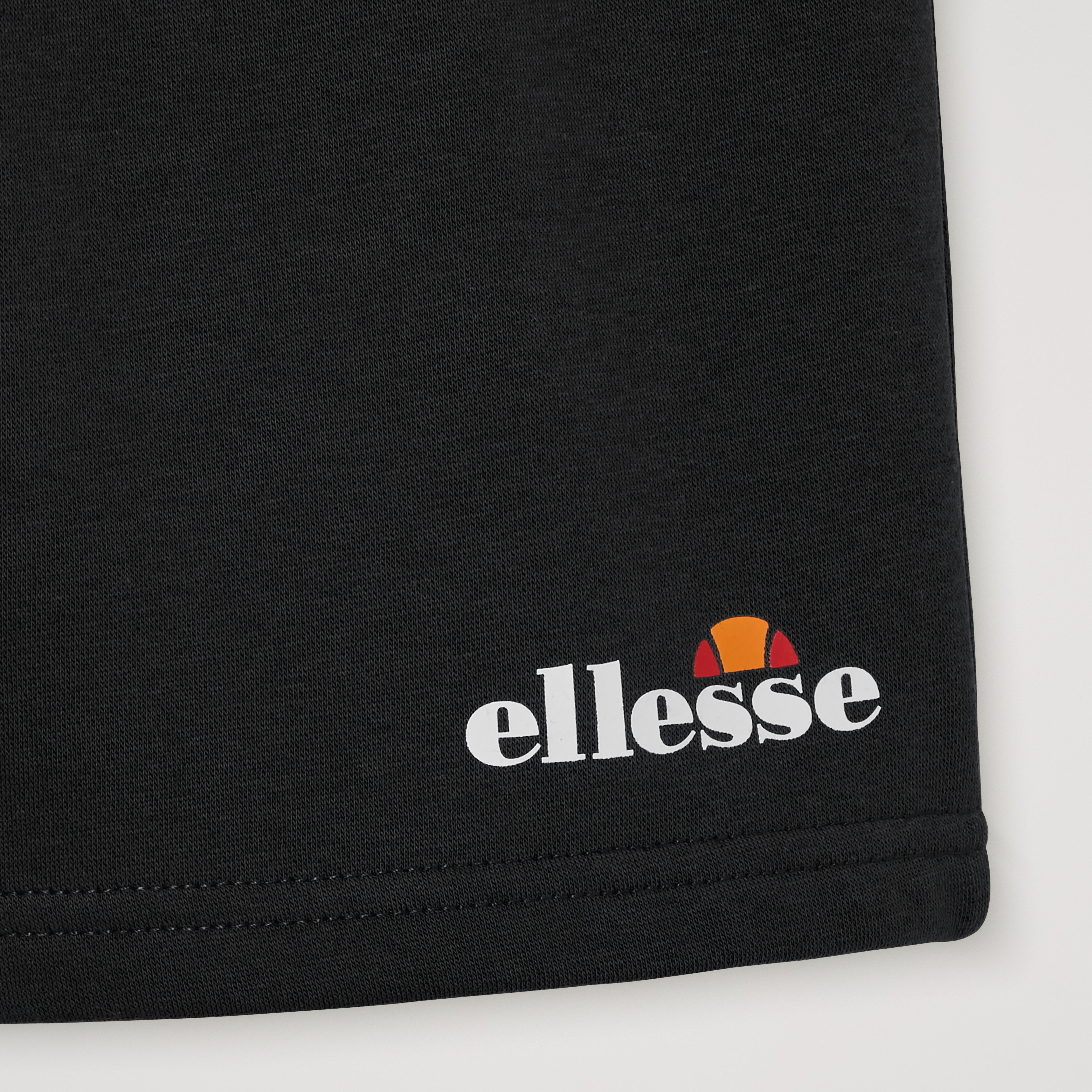 Ellesse Shorts MIETTA 2 SHORT sportlicher Stil, aus Baumwolle und Polyester, normaler Schnitt – Bild 4 von 5