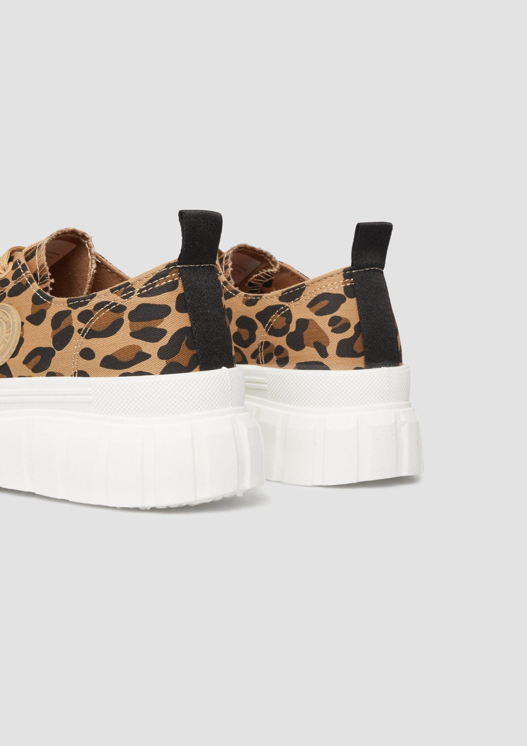 s.Oliver Sneakers Sneaker Textil-Sneaker mit Plateau-Sohle