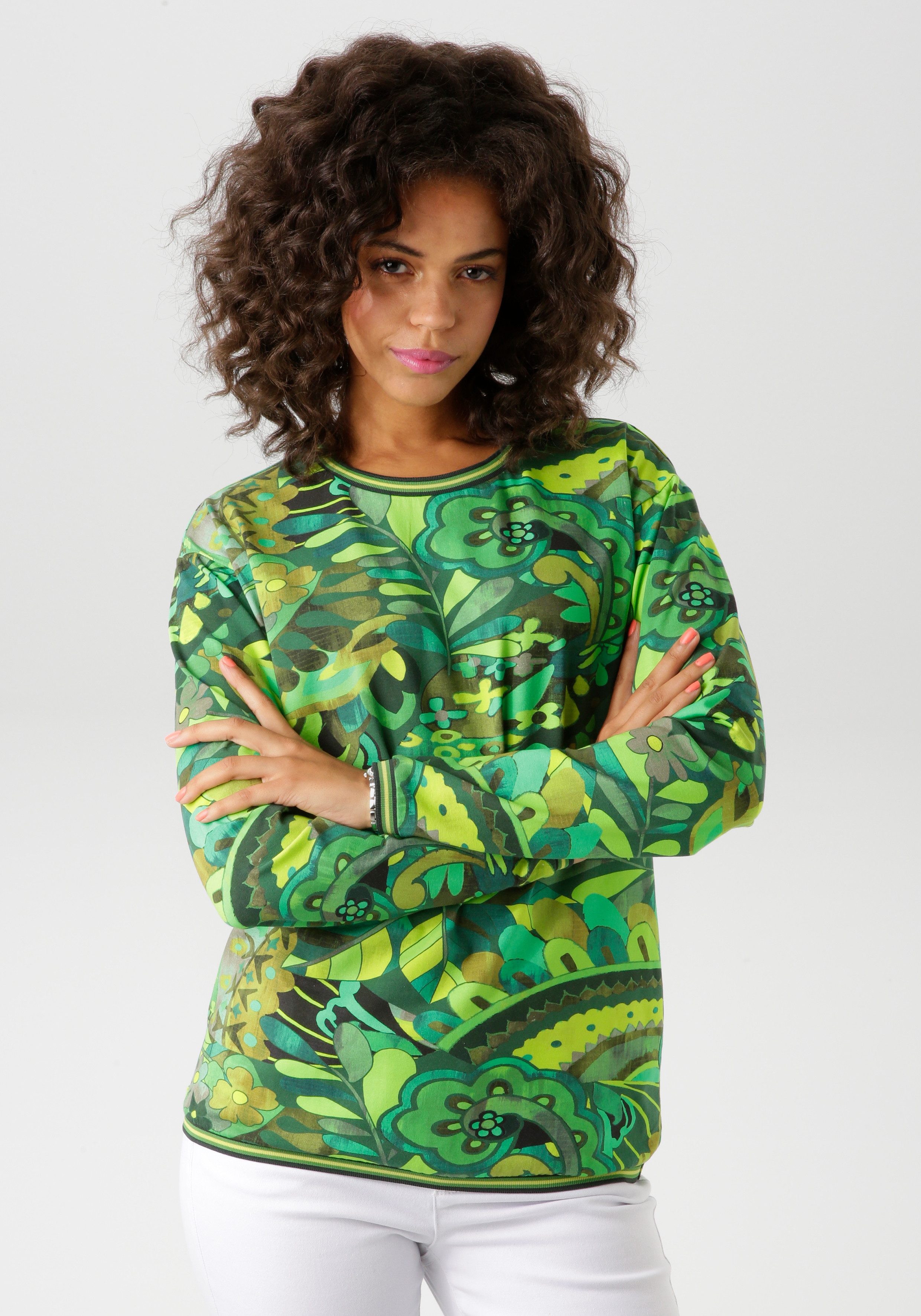 Aniston CASUAL Sweatshirt mit extravagantem Druck günstig online kaufen