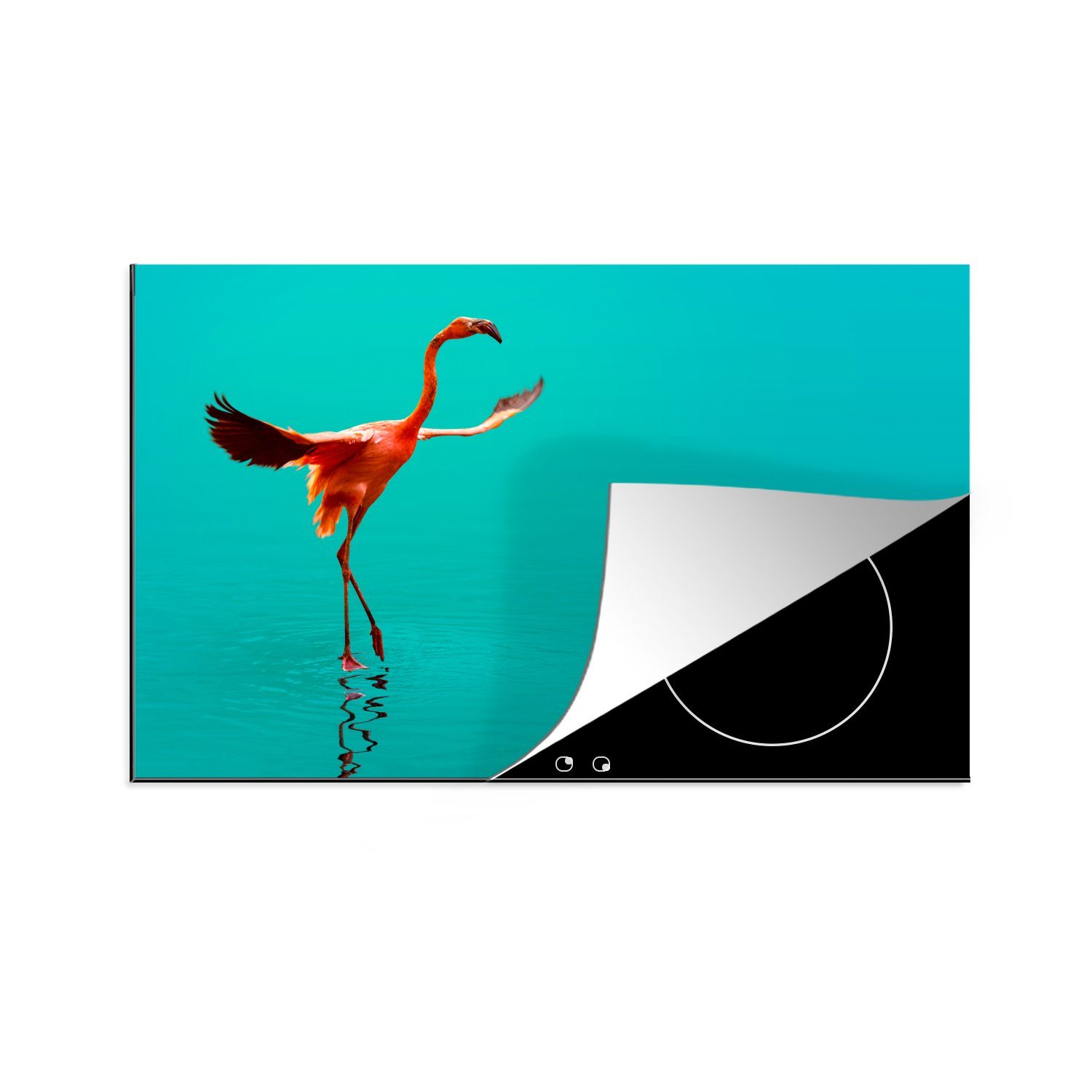 MuchoWow Herdblende-/Abdeckplatte Ein Flamingo am klaren blauen Wasser, Vinyl, (1 tlg), 81x52 cm, Induktionskochfeld Schutz für die küche, Ceranfeldabdeckung