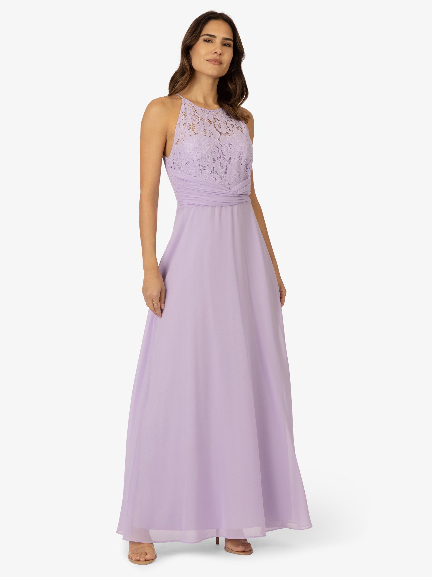 Apart Abendkleid mit amerikanischem Ausschnitt und schmalen Trägern violett