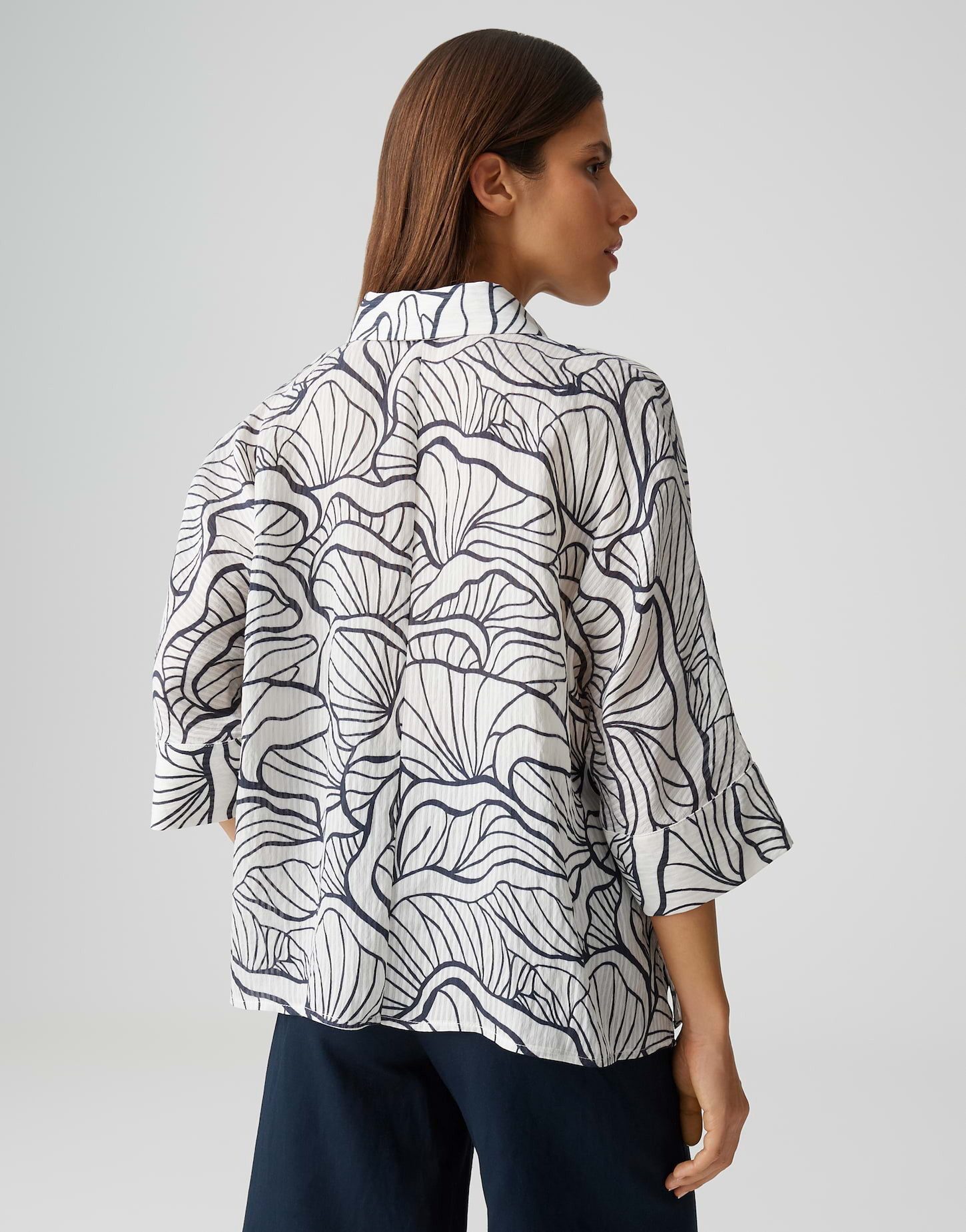 OPUS Kurzarmbluse Fashell aus Webware mit Streifenstruktur All-Over-Print, leichte Transparenz, weicher Griff, Casual