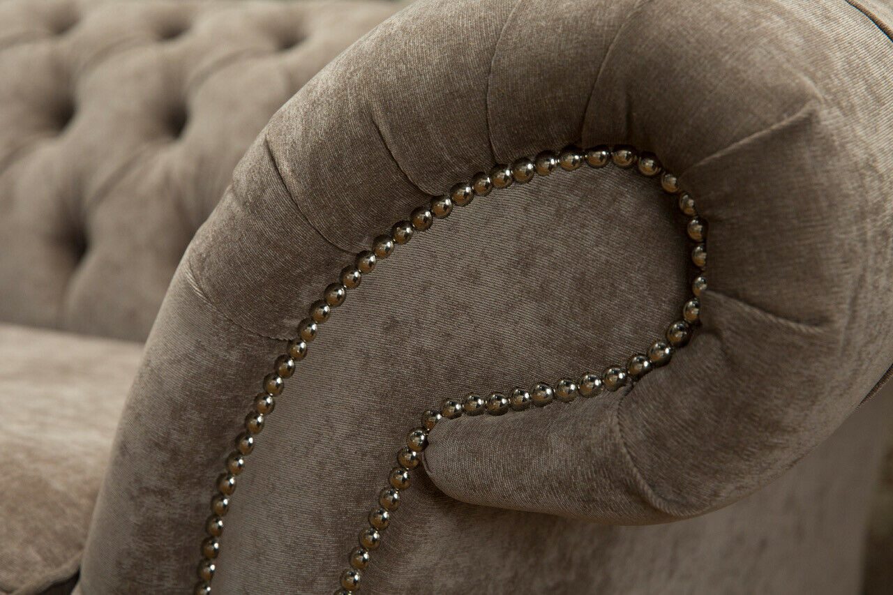 Xlmoebel Chesterfield-Sofa Chesterfield Sofa aus Webstoff-Mikrofaser mit Knopfsteppung, 1 Teile, Hergestellt in Europa