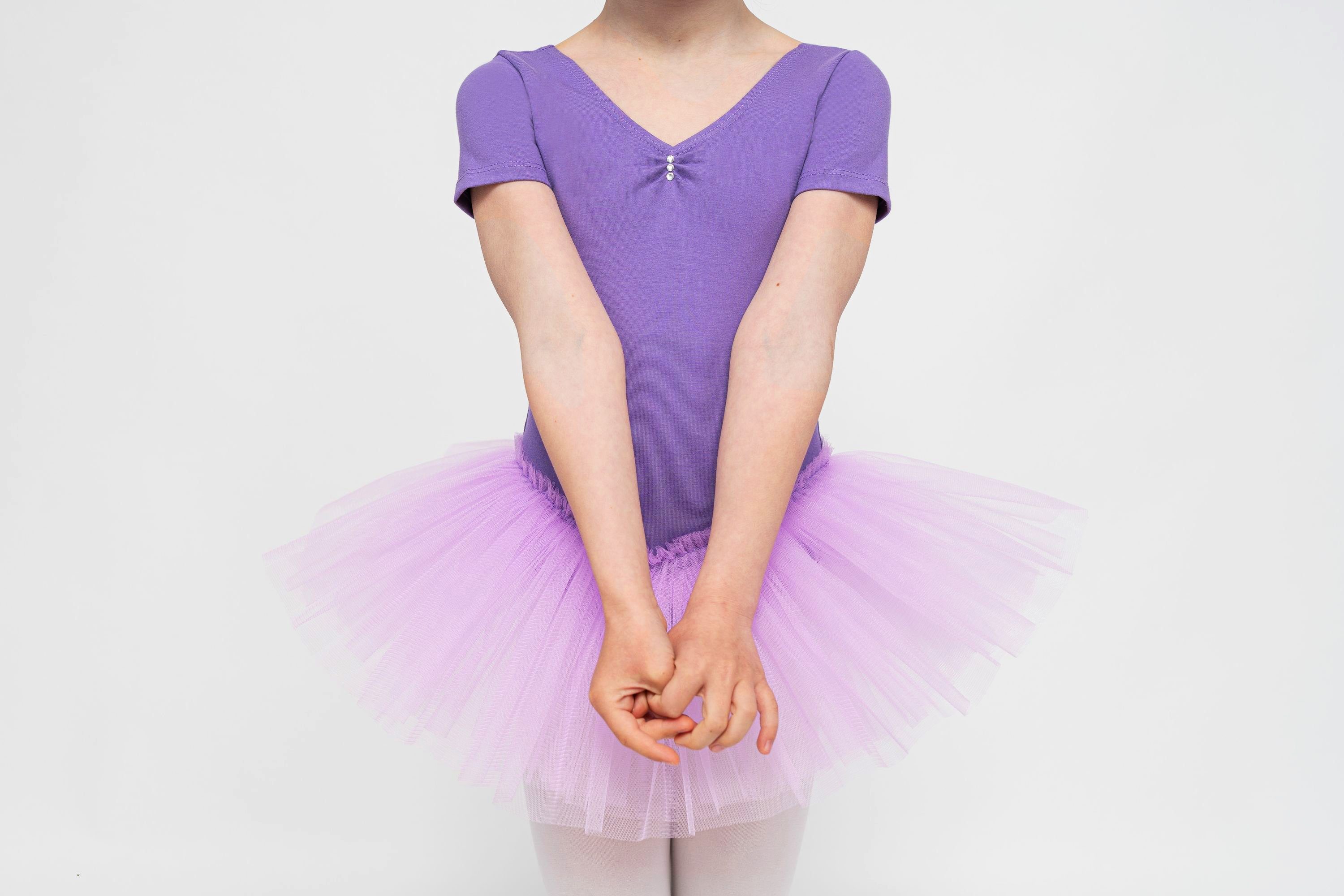 tanzmuster Tüllkleid Ballett Tutu Nele mit Glitzersteinen Kurzarm Ballettkleid aus weicher Baumwolle mit Tüllrock für Mädchen