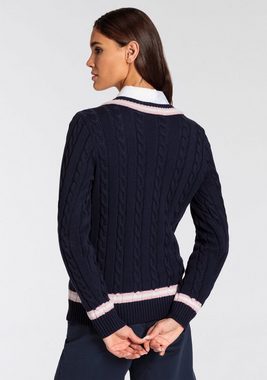 DELMAO V-Ausschnitt-Pullover mit Zopfstrickmuster im College-Stil