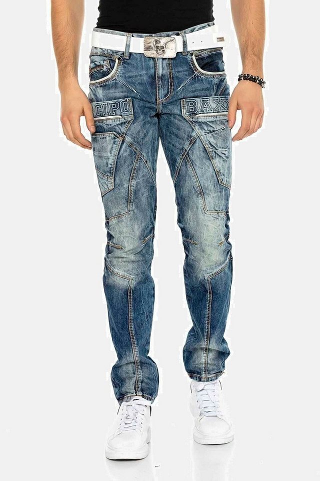 Cipo & Baxx Tapered-fit-Jeans Jeans mit Kontrastnähten und Seitentaschen, CD-391