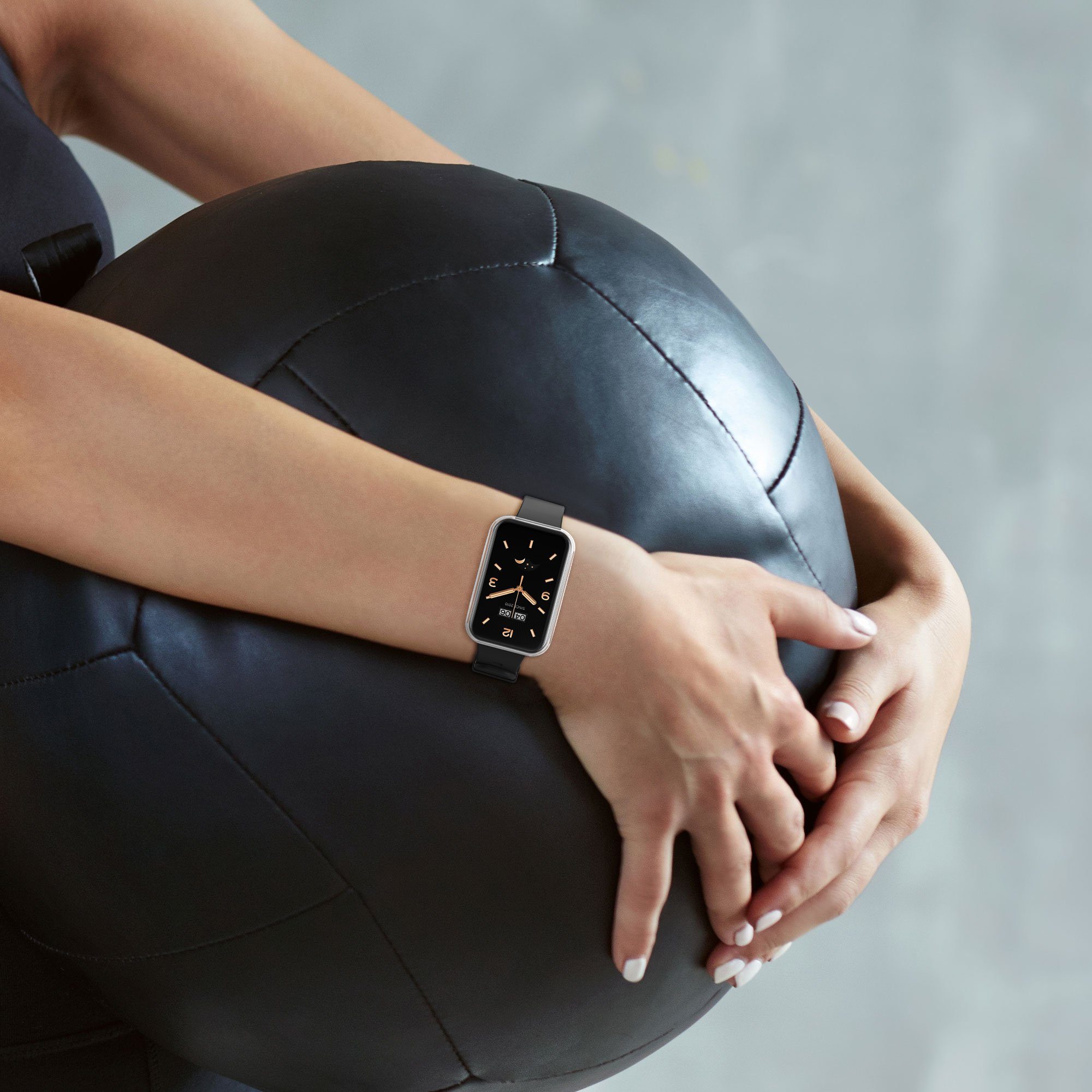 kwmobile 2x Silikon Hülle für Xiaomi Mi Band 7 Pro Smartwatch, 2-tlg., Schutzhülle Fullbody Display Cover Set aus Silikon