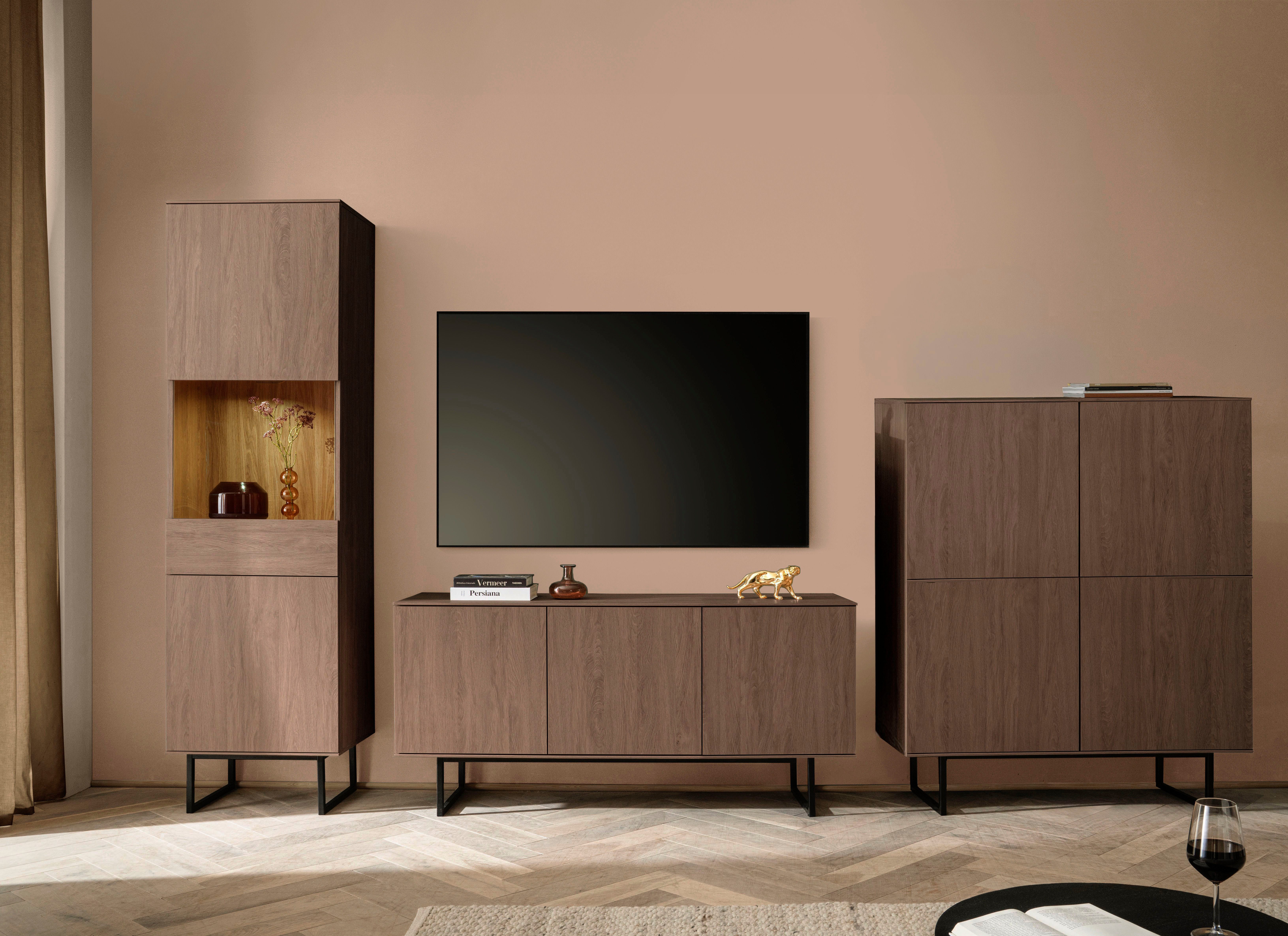 Home affaire Wohnzimmer-Set Lund, moderne Anbauwand, Wohnzimmer-Set in Stone Oak oder Nussbaum, (3-St), enthält Vitrine, Lowboard und Highboard