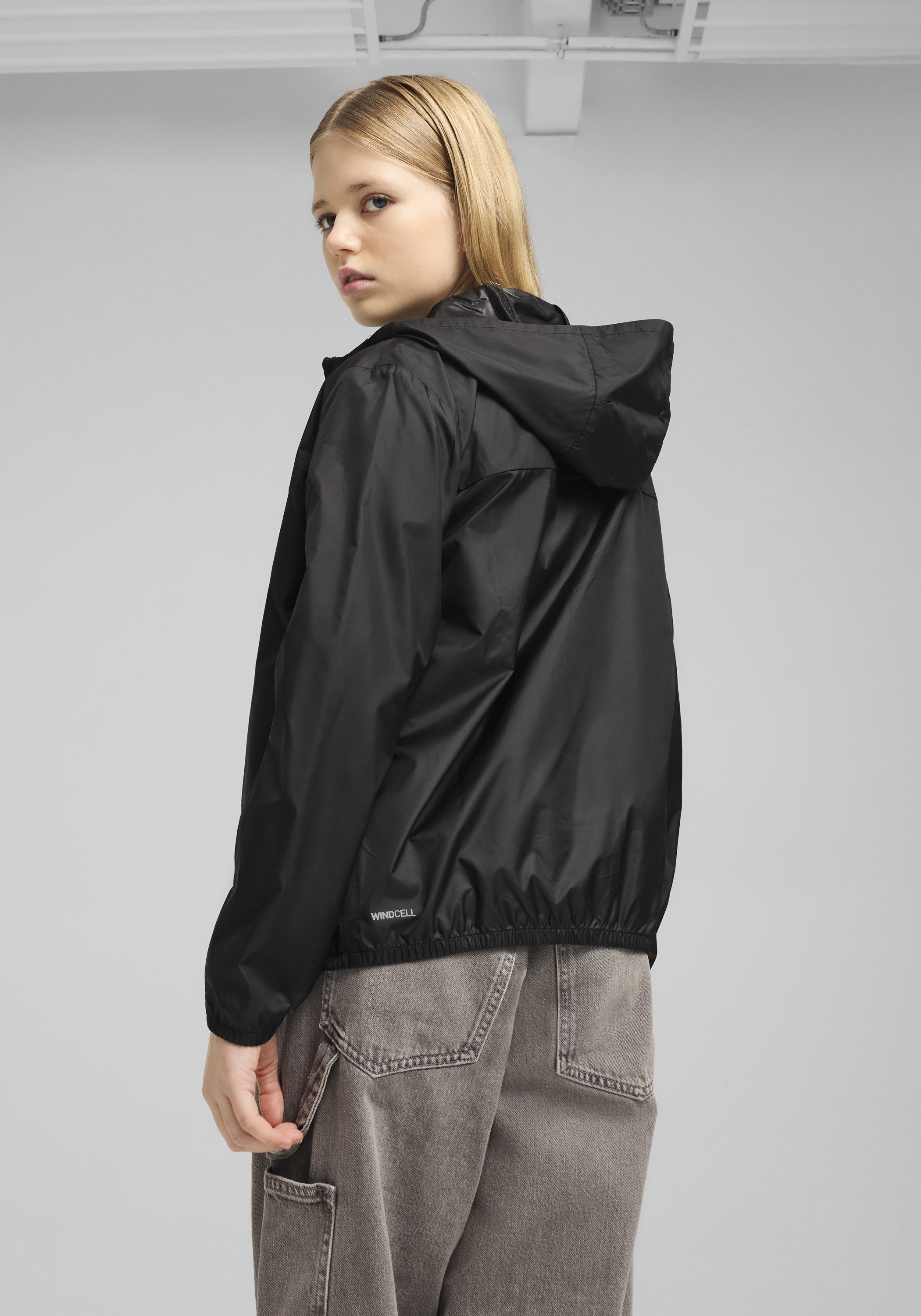 PUMA Windbreaker ESS UV WINDBREAKER für Jugendliche, mit Kapuze, mit Eingrifftasche