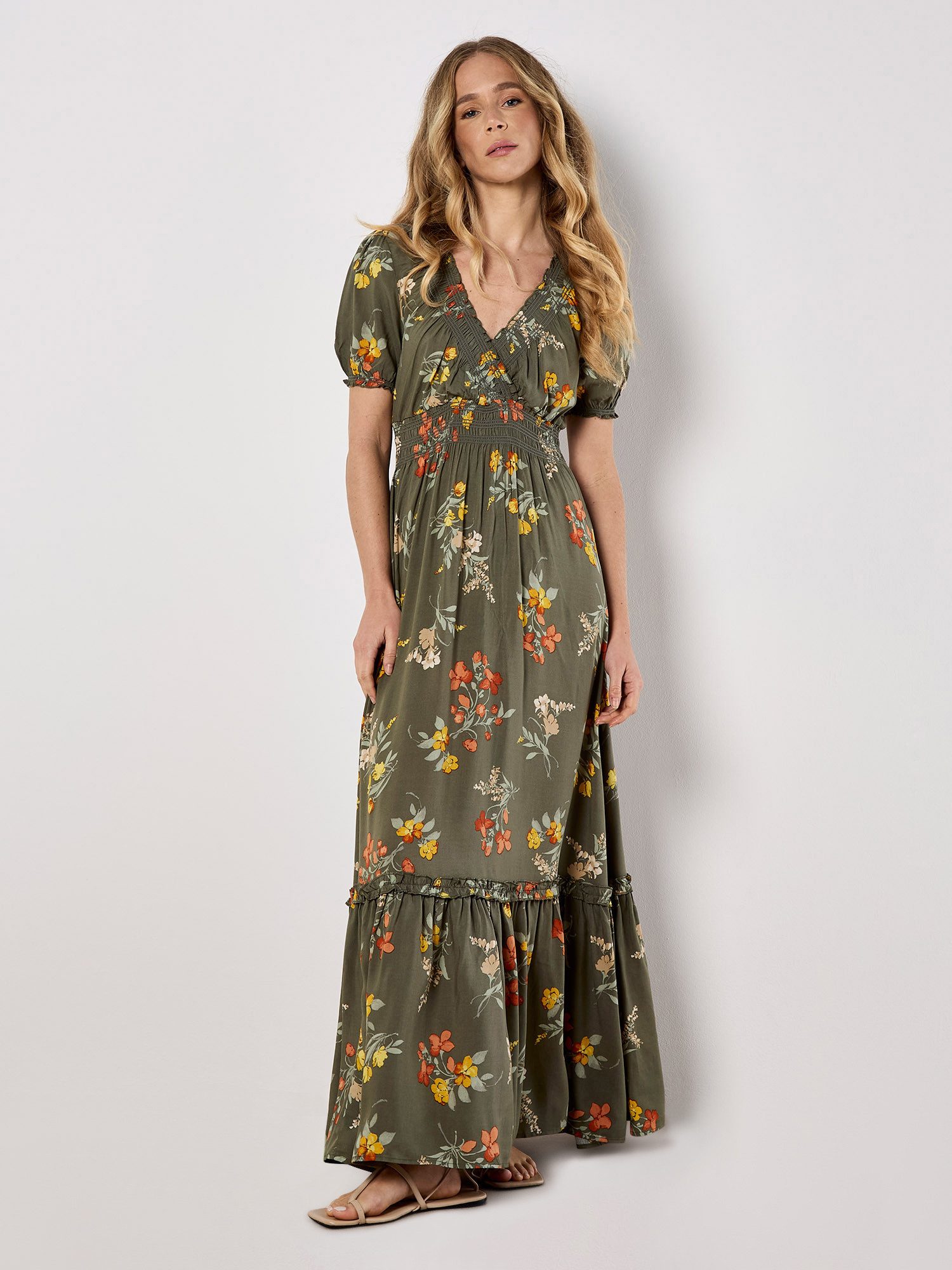 Apricot Maxikleid Sommerliches Blumenkleid mit Smockdetails günstig online kaufen