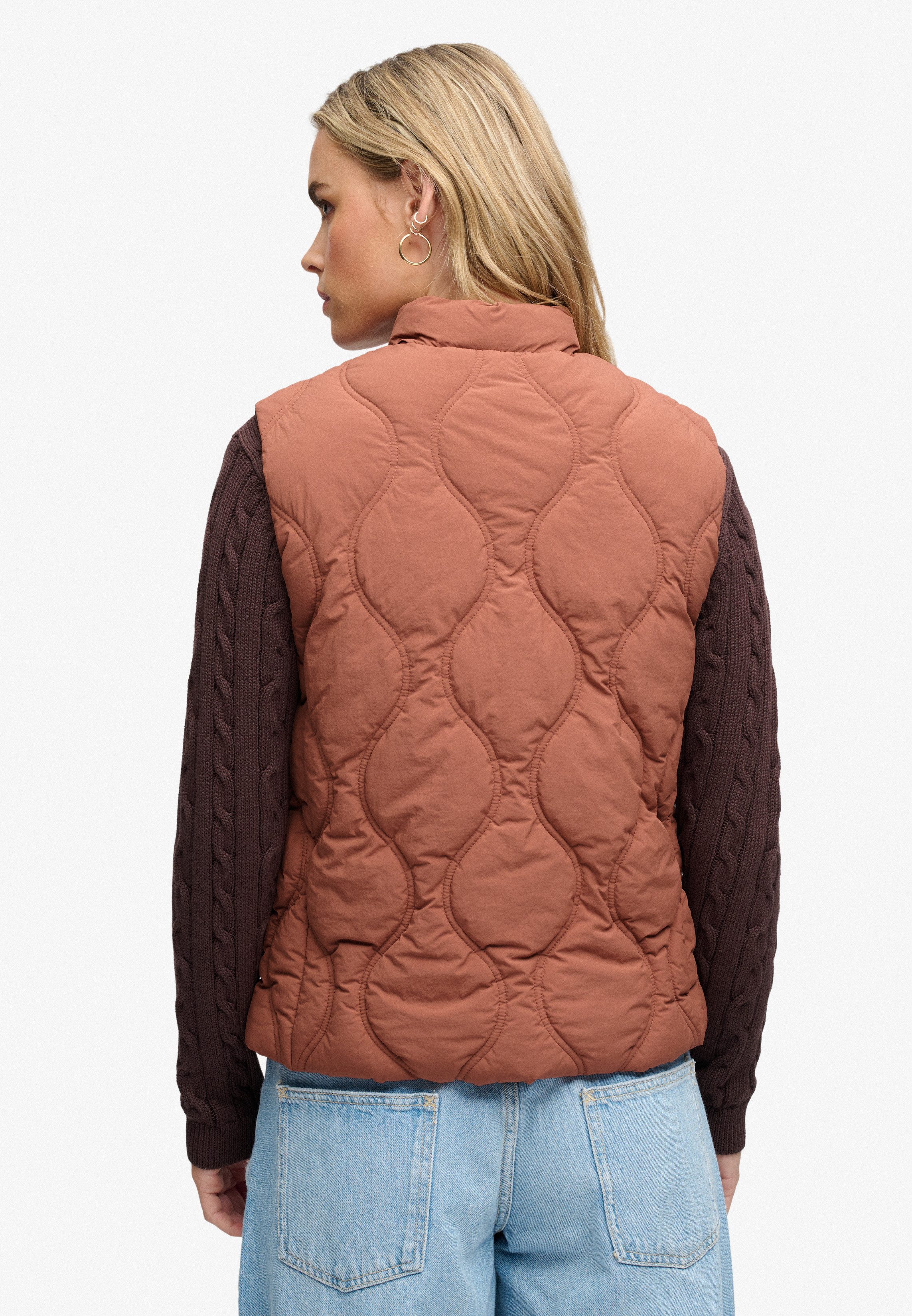 Superdry Steppweste ONION QUILT CRINKLE SNAP GILET aus Nylon, Slim Fit, mit Reißverschluss, in normaler Länge