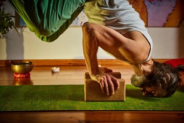 søstre & brødre Yogablock Yogablock aus Kork, 100% natürlich, Yogaklotz für Anfänger und Fortgeschrittene aus Naturkork, Korkblock für Yoga & Pilates, (1-tlg)