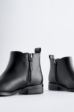 Next Niedrige Chelsea-Boots Chelseaboots (1-tlg)