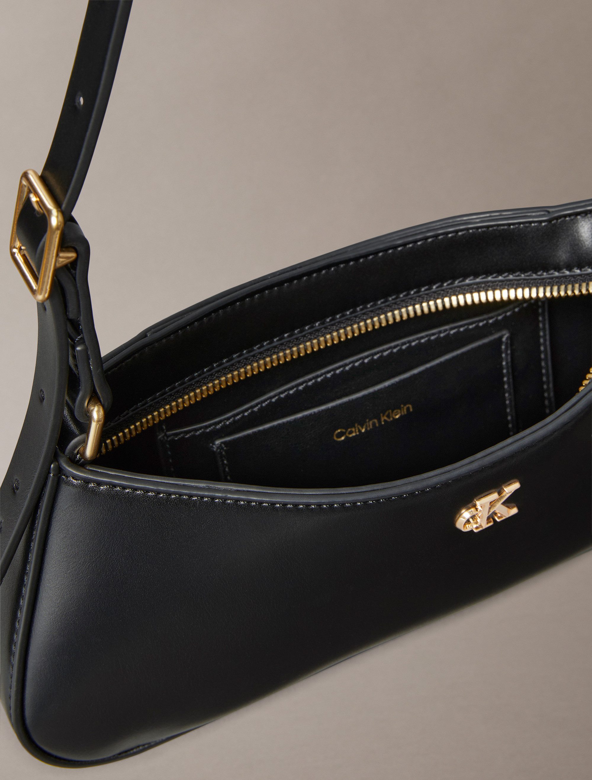 Calvin Klein Schultertasche CK SMALL SHOULDER günstig online kaufen