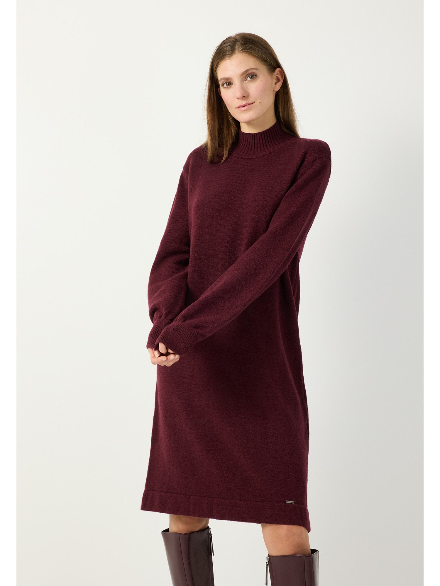MORE&MORE Strickkleid ausgestelltes Strickkleid mit Turtleneck