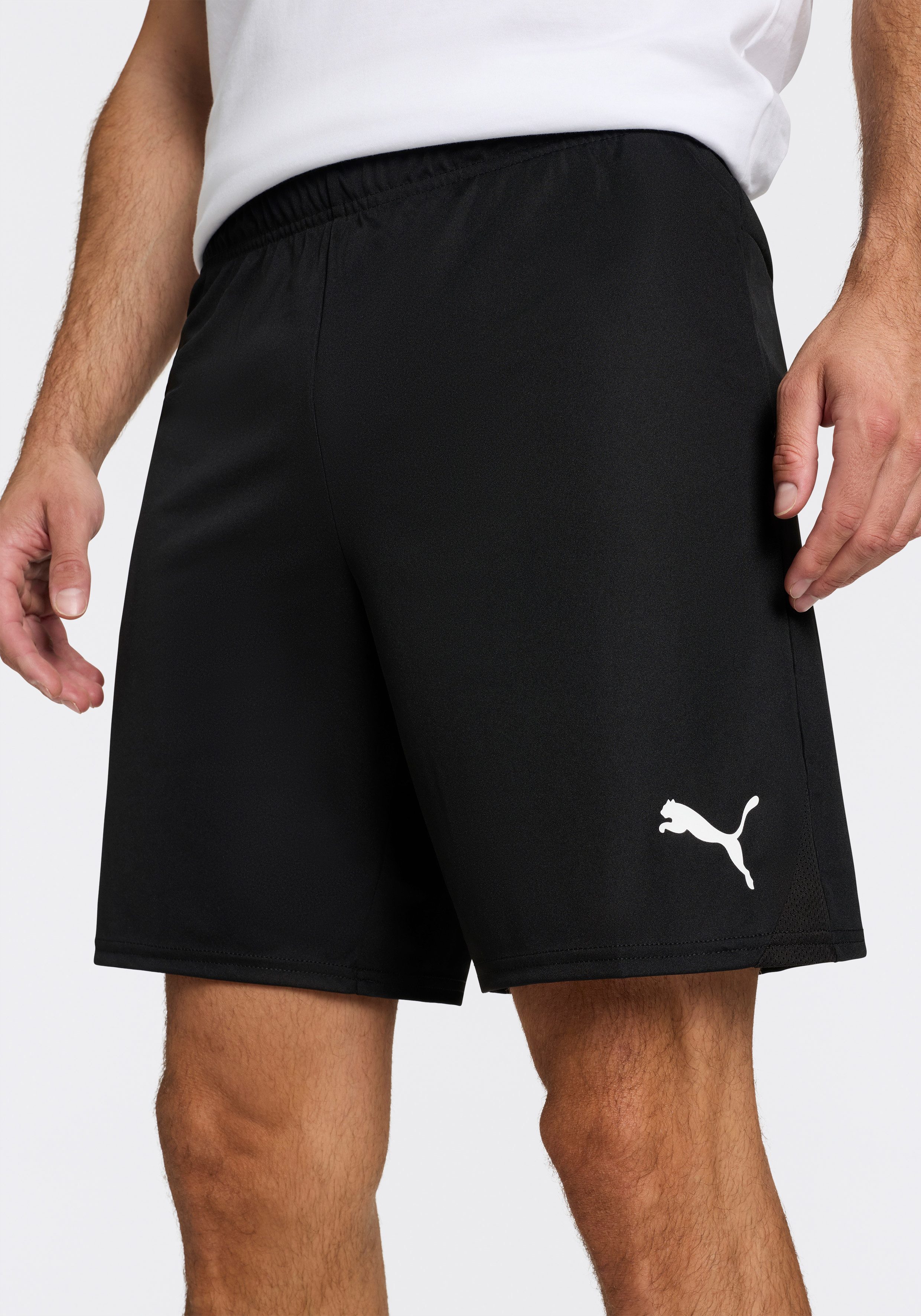 PUMA Trainingsshorts TEAMGOAL SHORTS aus Polyester, kniefrei, mit Interlock-Material, modernes Design
