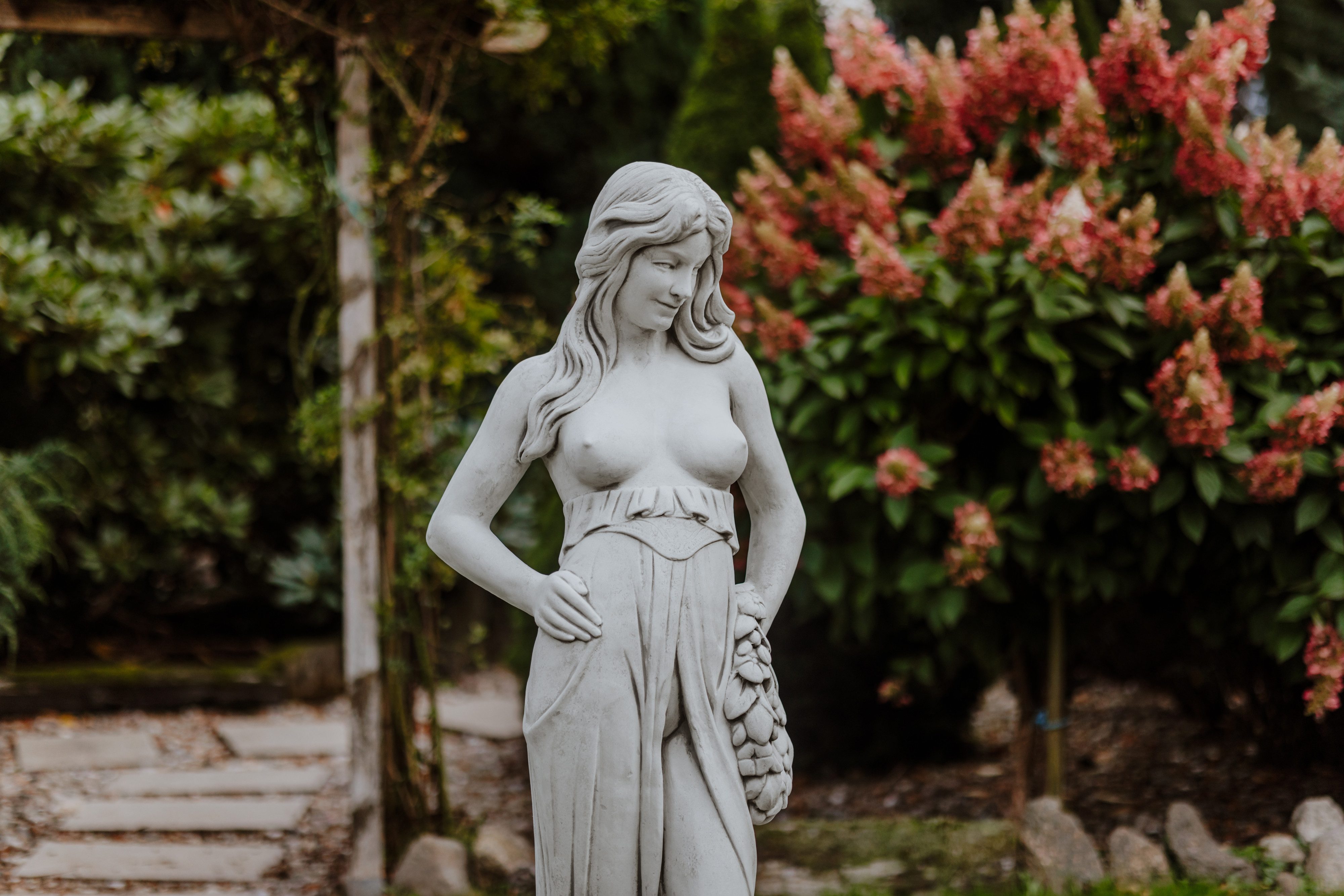 gartendekoparadies.de Gartenfigur Statue Einer erotischen Frau, H. 150 cm, 135 kg, Frostsicher