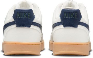 Nike NIKE COURT VISION LO TRK3 SAIL/MIDNIGHT NAVY-GUM LIGHT B Sneaker