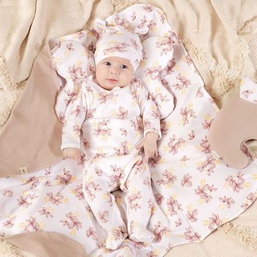 hopsibaby Neugeborenen-Geschenkset Babypaket Babykleidung Erstausstattung Gr.62 Baby-Set Floral (Packung, 4-tlg., Langarmbody – Mütze – Strampler – Babydecke) 100% Baumwolle