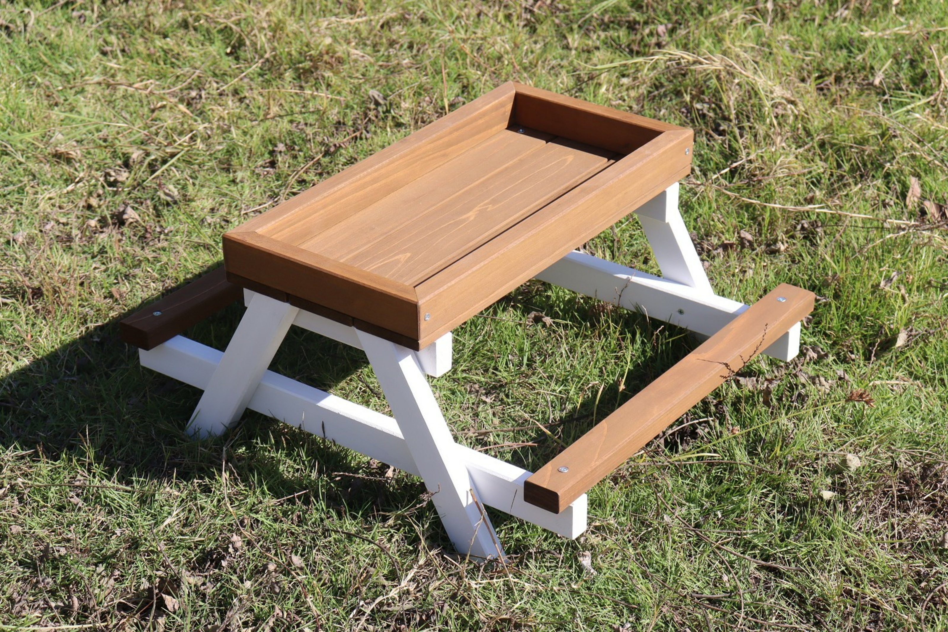 Dehner Hühnerstall Futterstelle 22 x 46 x 40 cm, Tannenholz, braun, für Wildvögel, Ziervögel, Ziergeflügel und Nager
