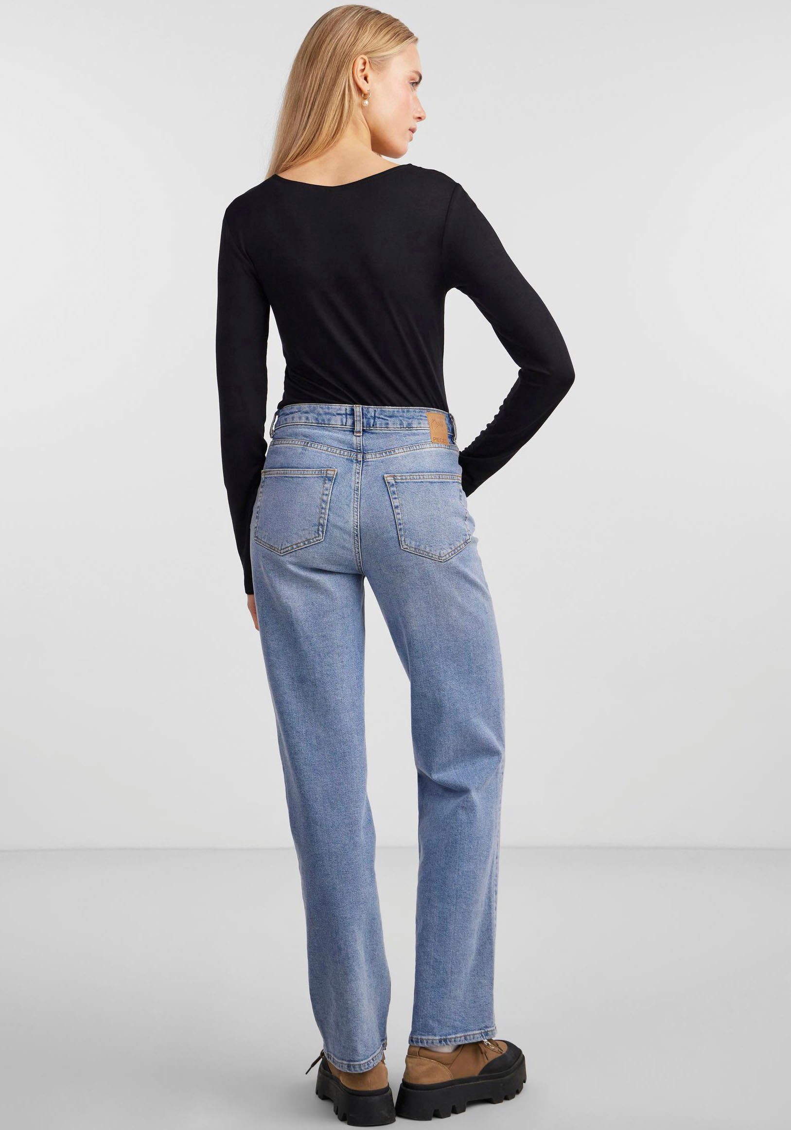 pieces V-Shirt PCBARBERA LS LACE TOP günstig online kaufen