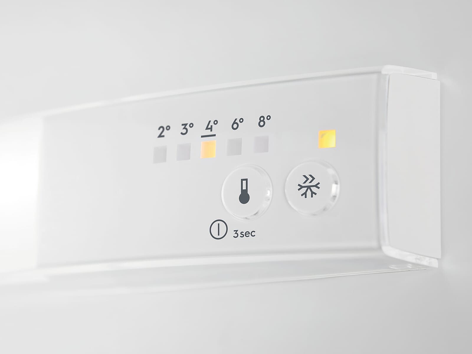 AEG Kühlschrank 933025106, 0.0 cm hoch