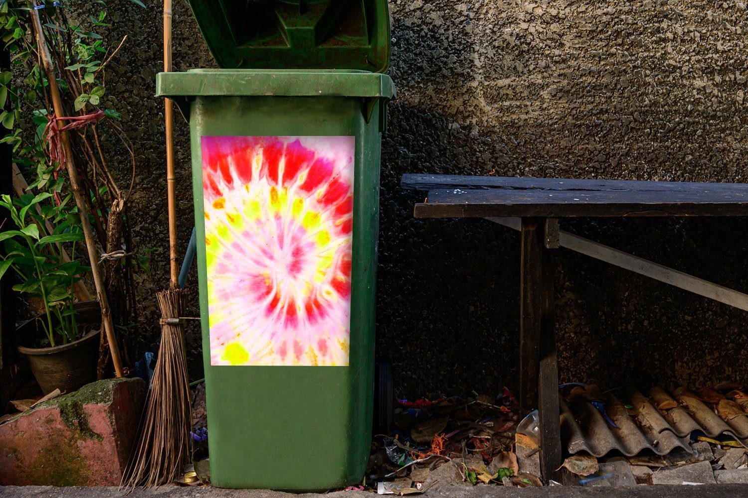 MuchoWow Wandsticker Muster Mülleimer-aufkleber, Mülltonne, Abfalbehälter - - Sommer Container, Krawattenfärbung Sticker, (1 St)