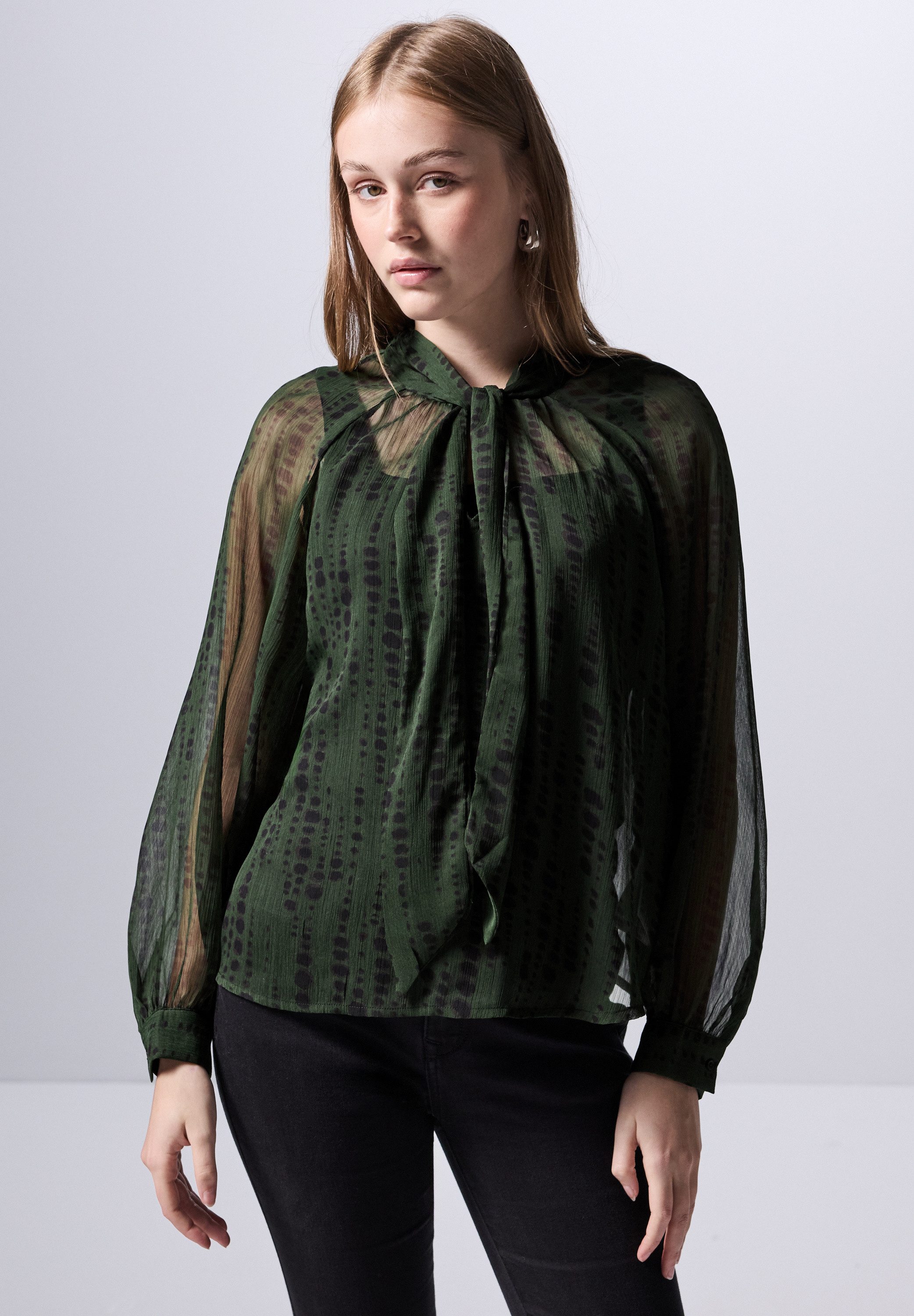 Chiffonbluse