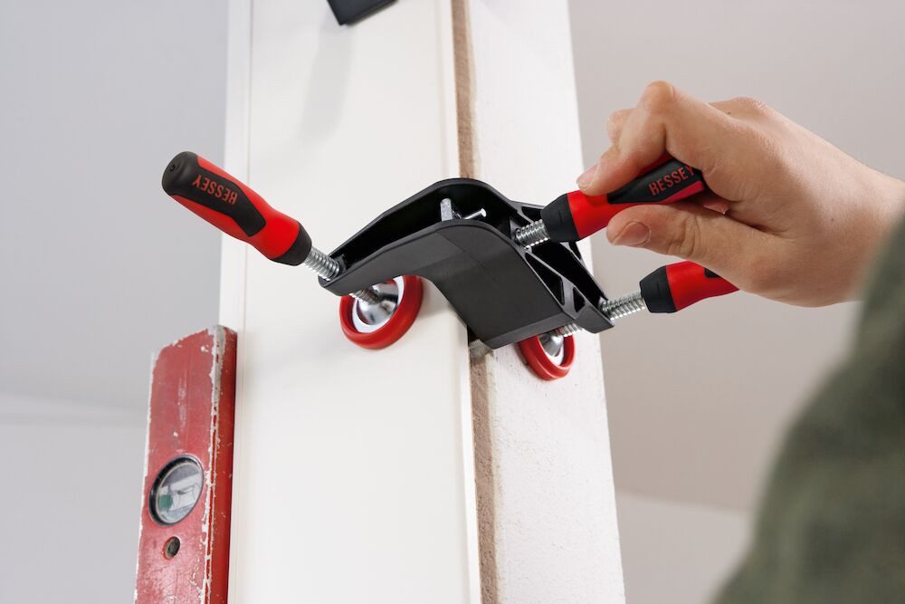 Thumbnail - Bessey Schraubzwinge Bessey Türfutter-Richtzwinge TFM