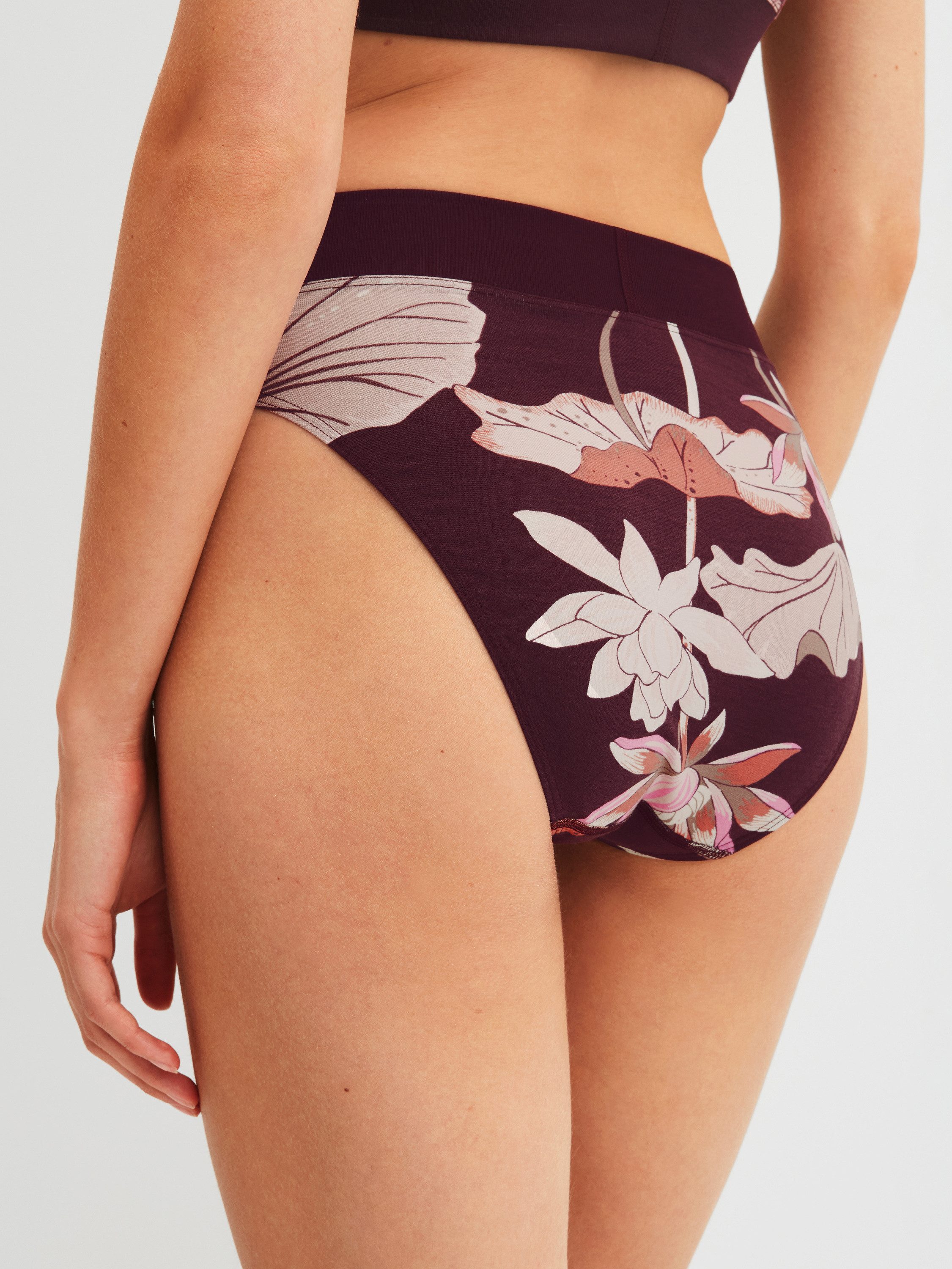 CALIDA Taillenslip EDITION 85 Damen (1-St) breiter Softbund, High Waist, atmungsaktive Single Jersey-Qualität