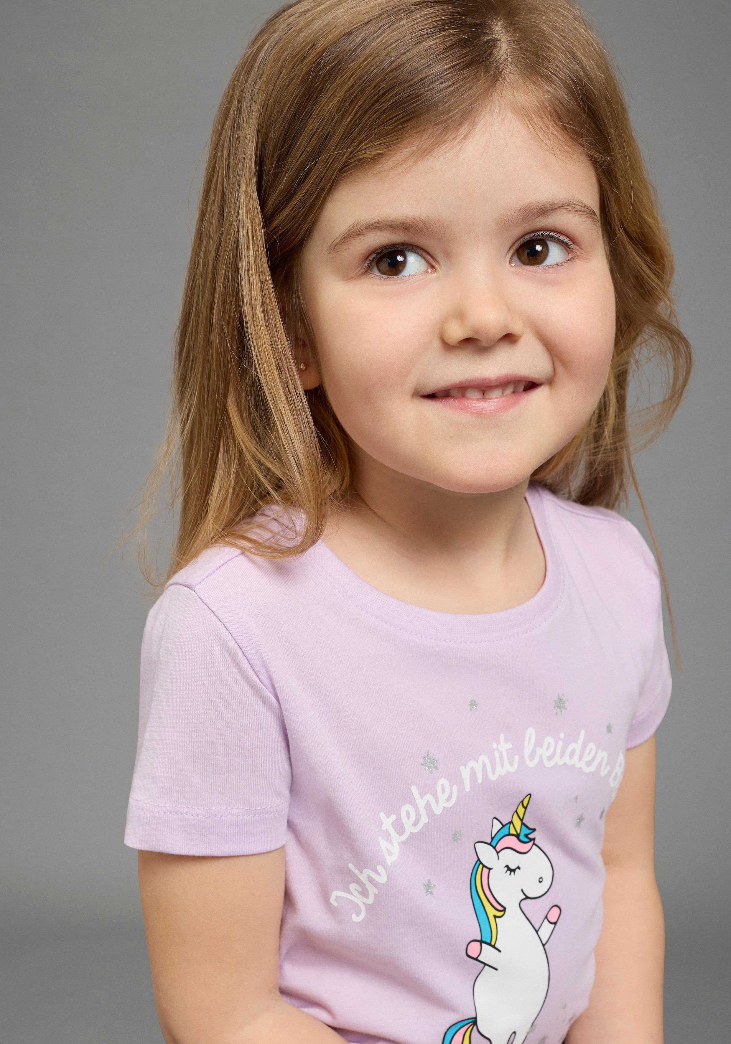 KIDSWORLD T-Shirt Mit Einhorn-Druck und Glitzereffekten mit stylischem Einhorn-Print – Bild 2 von 5