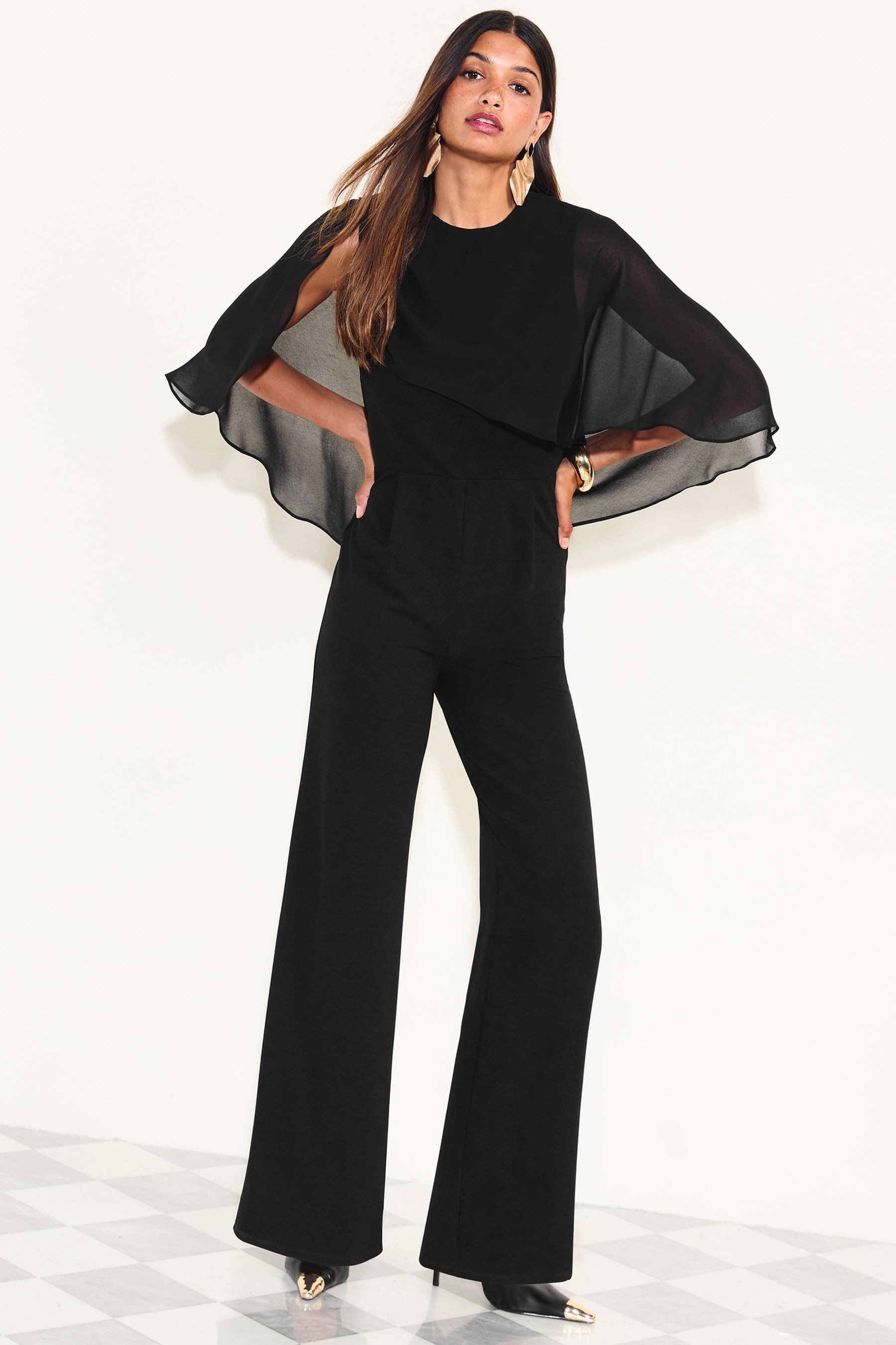 Friends Like These Jumpsuit Friends Like These Jumpsuit mit Cape-Ärmeln (1-tlg) – Bild 2 von 4