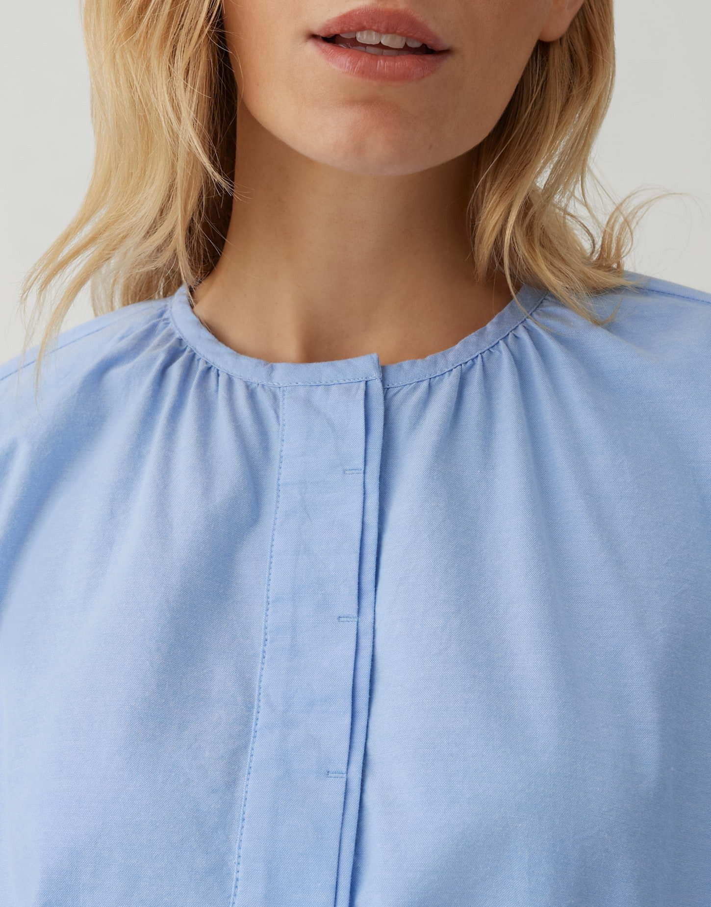 OPUS Langarmbluse FIMOMA aus Chambray Weite Passform, ausgestellter Schnitt, überschnittene Schulter
