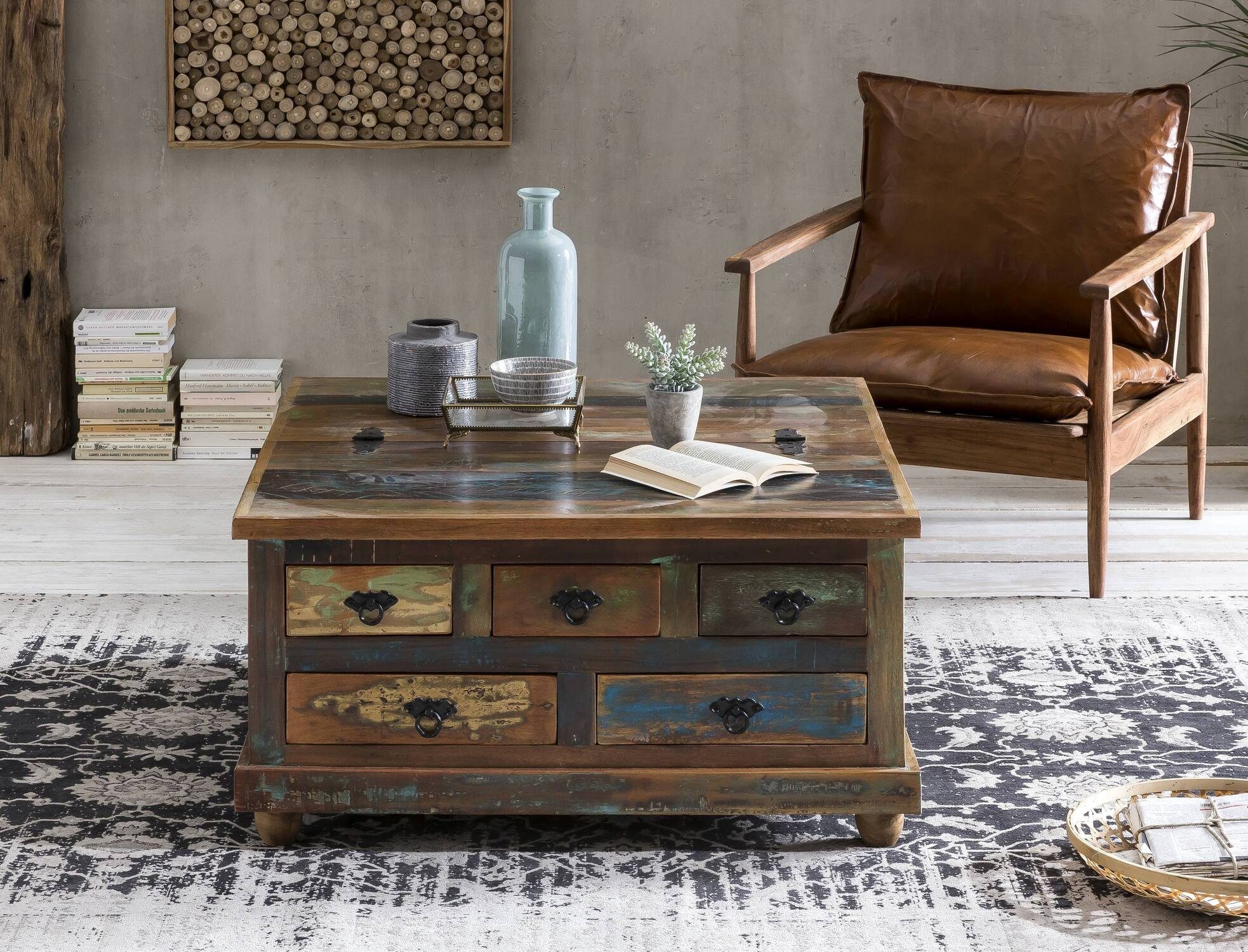 TPFLiving Couchtisch Salcha - mit fünf Schubladen und einer Klappe (aus alten Fischerbooten gefertigt - bunt, Designer Tisch), Produktlinie: Alaska - Breite: 90 cm, Höhe: 47 cm, Tiefe: 90 cm