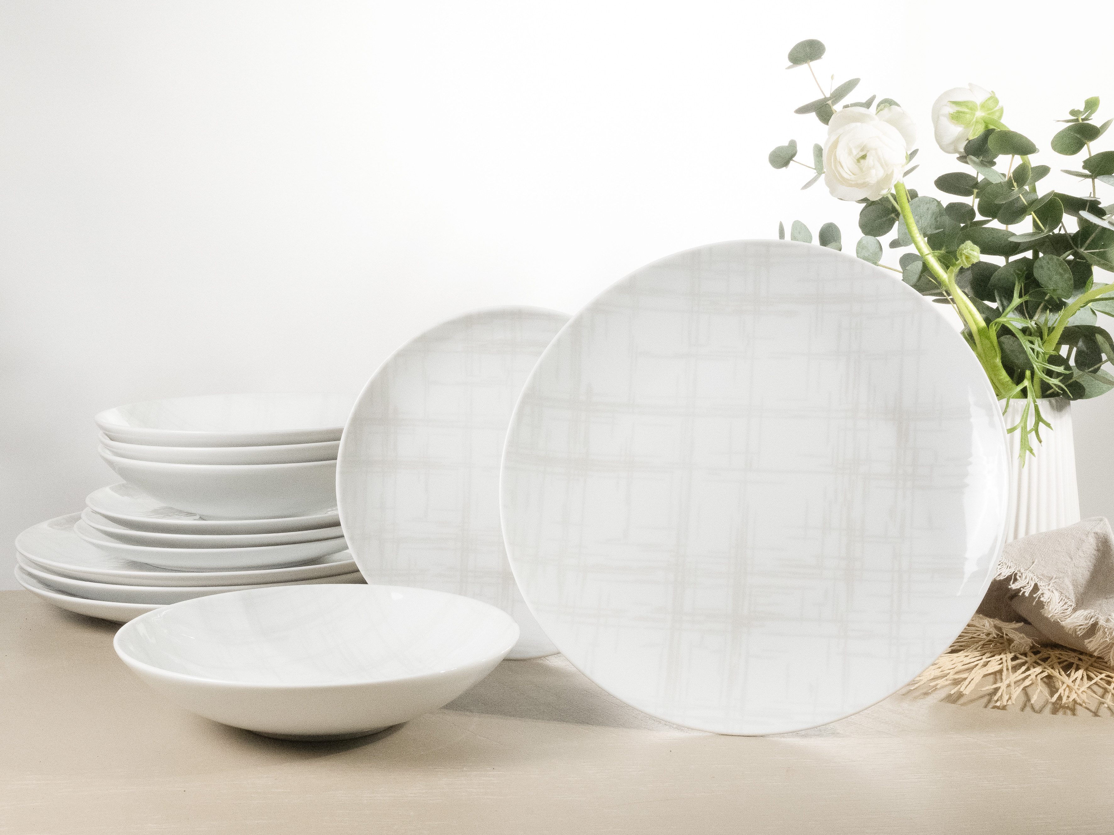 CreaTable Teller-Set Geschirr-Set Home - Shabby Chic (12-tlg), 4 Personen, Porzellan, Teller Set, Service weiß, Used-/Vintage-Look, 12 Teile, für 4 Personen