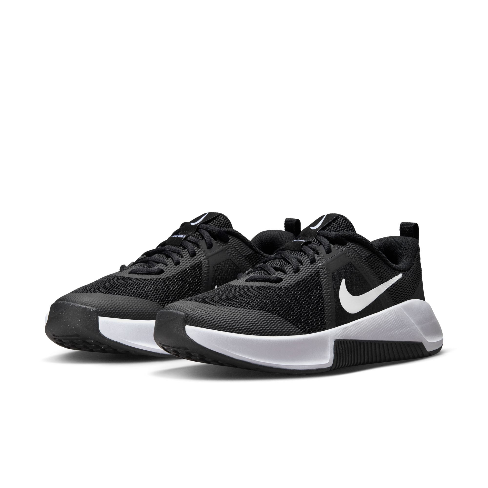 Nike MC TRAINER 3 Trainingsschuh ideal für Gym und Fitnessstudio