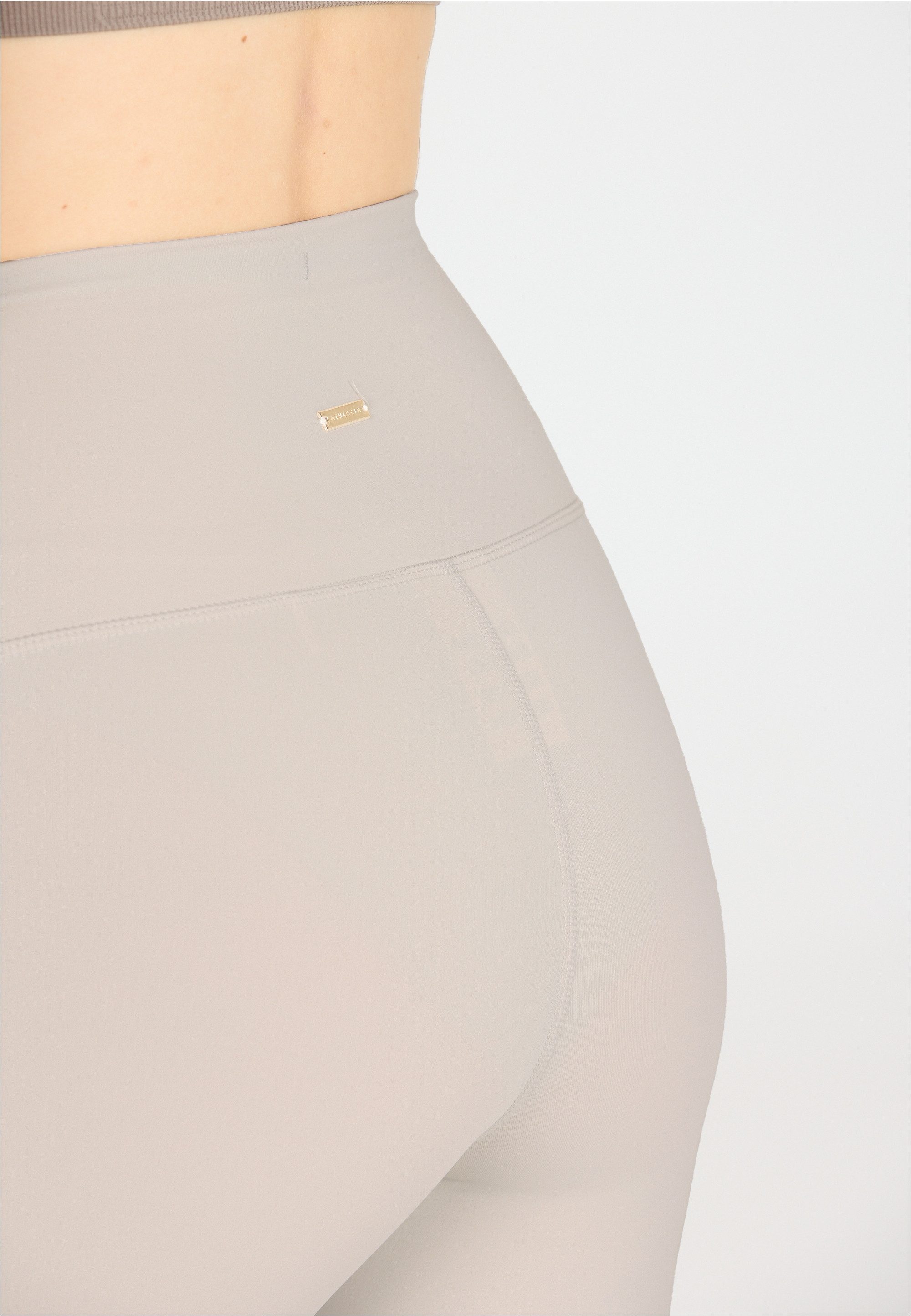 ATHLECIA Trainingstights Aliya im stretchy Design mit flachen Nähten
