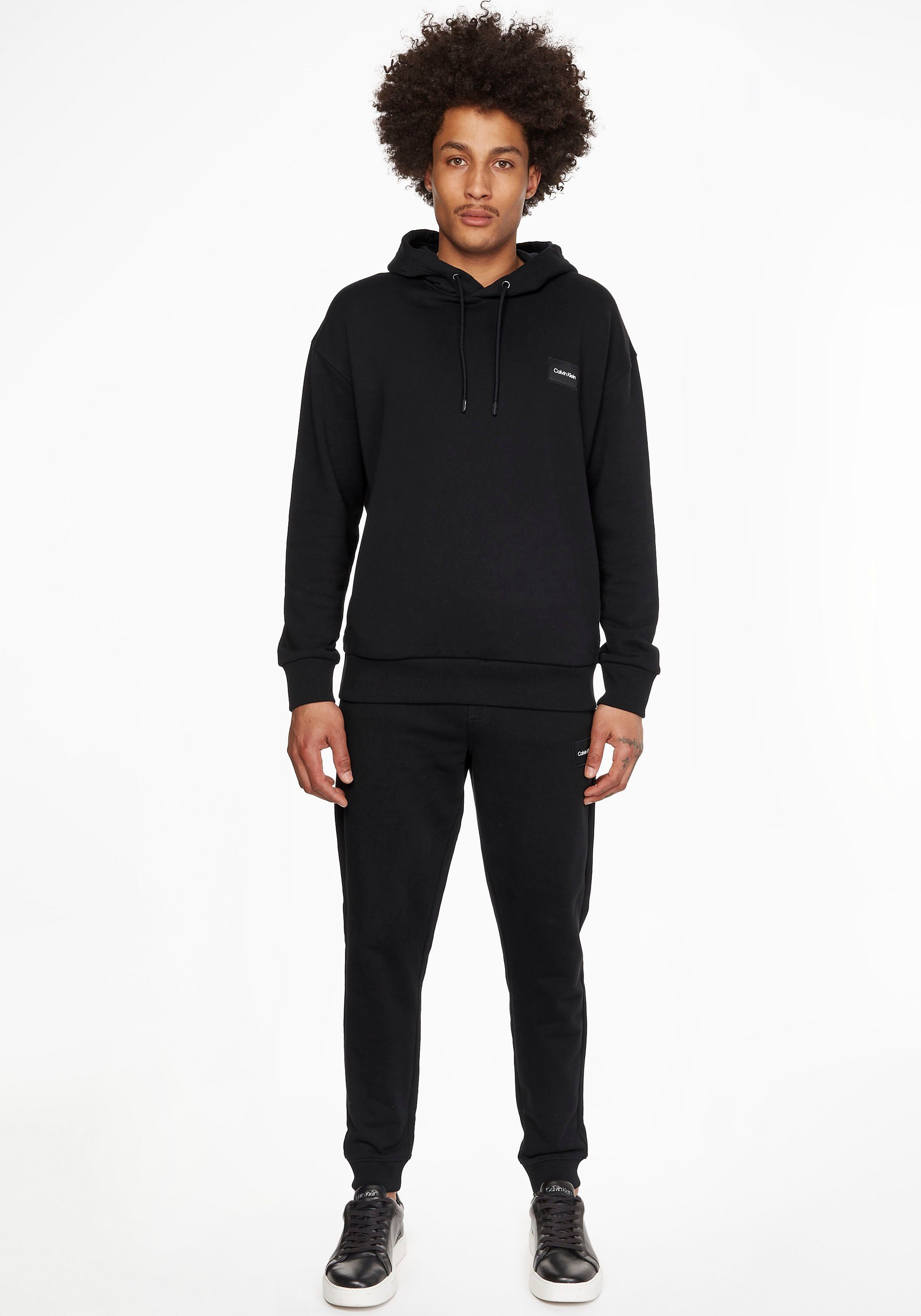 Calvin Klein Jogginganzug »BADGE HOODED COMFORT TRACKSUIT« (2-tlg)