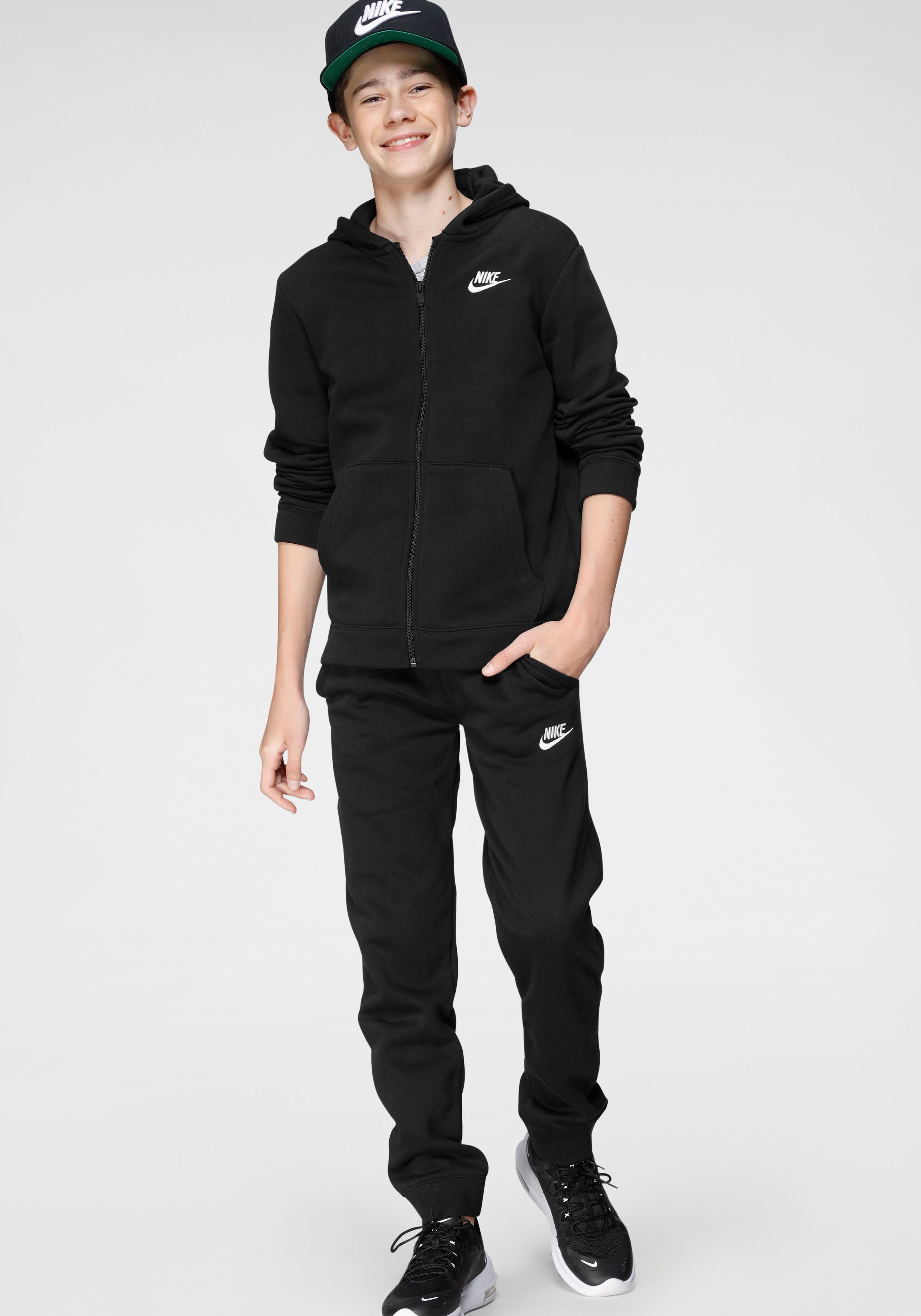 [Qualitätsgarantie und kostenloser Versand vorausgesetzt] Nike Sportswear Jogginganzug NSW CORE (Set, Kinder für schwarz 2-tlg)