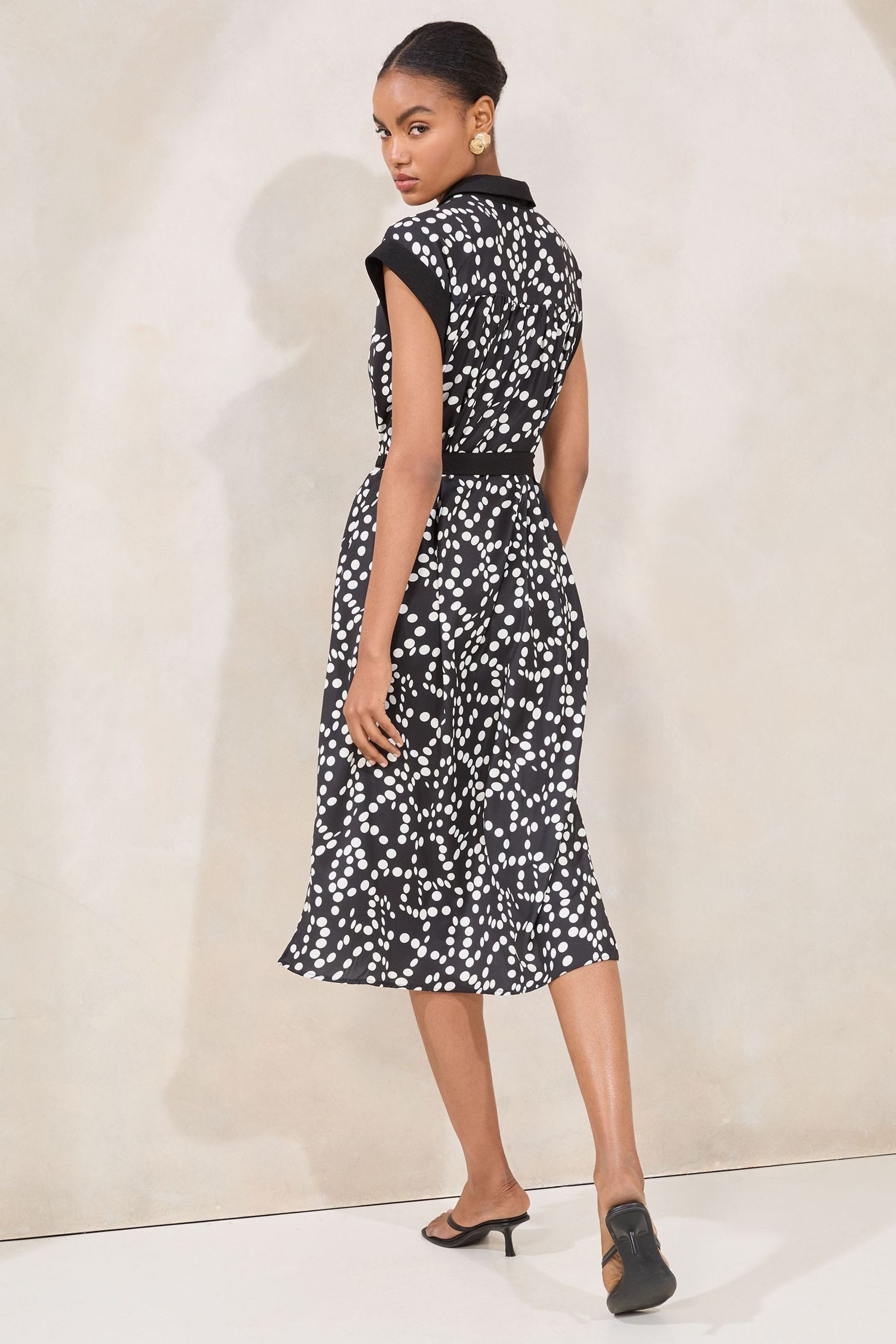LIPSY Midikleid Lipsy Spot Midi-Hemdkleid mit Knöpfen, Regular (1-tlg) günstig online kaufen
