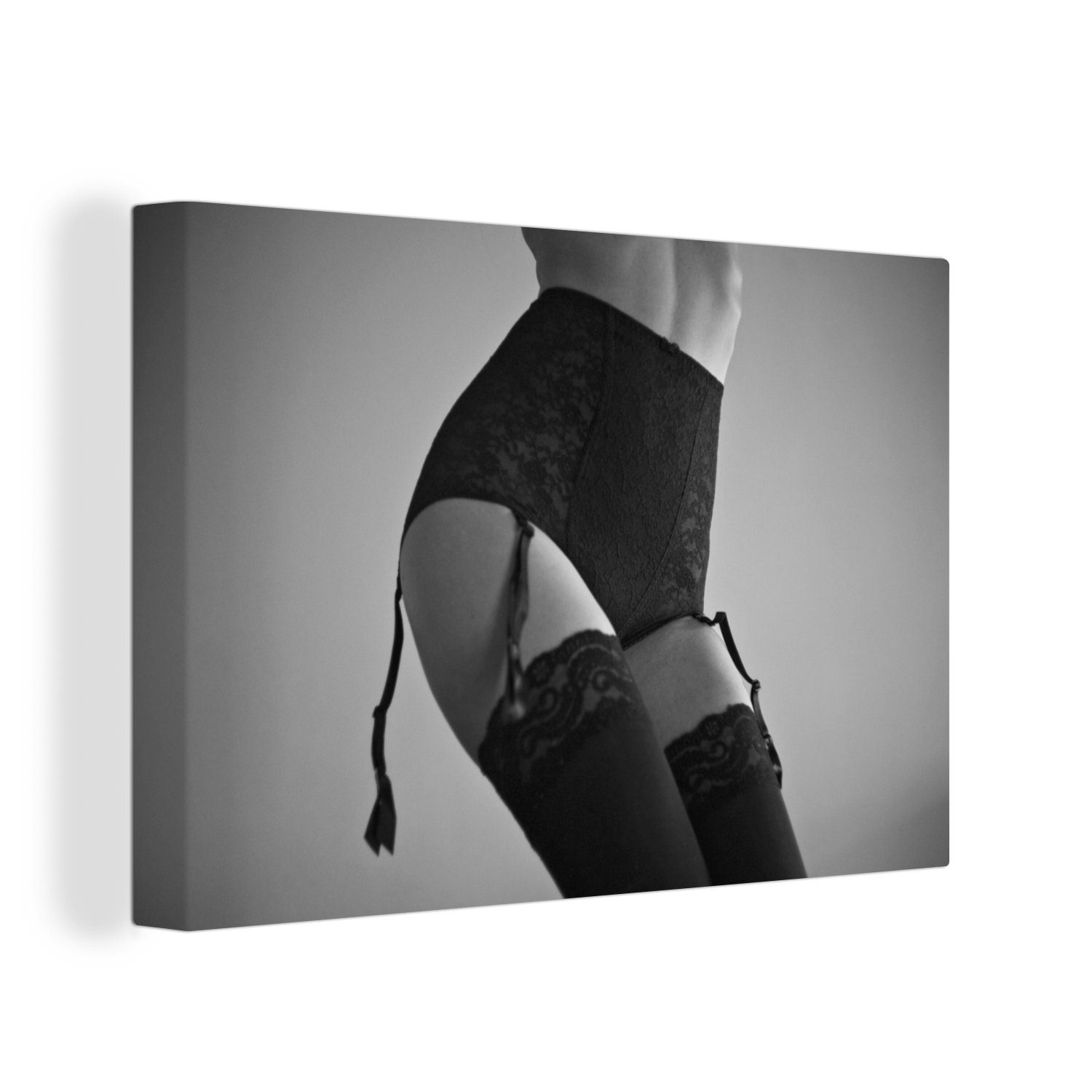 OneMillionCanvasses® Leinwandbild Erotische Dessous auf grauem Hintergrund, (1 St), Wandbild Leinwandbilder, Aufhängefertig, Wanddeko, 30x20 cm