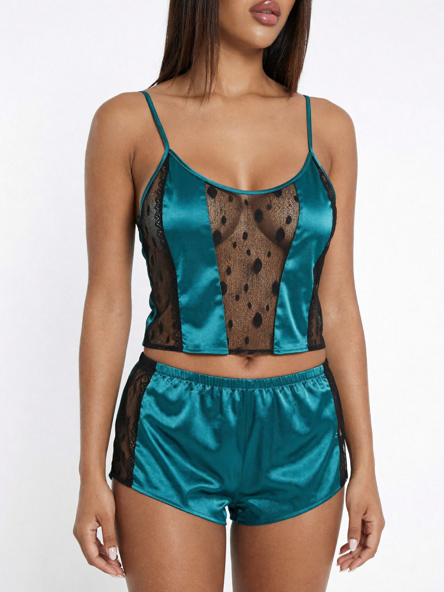 Elegant Love Shorty Satin Nachtwäsche-Set – Pyjama-Set, Schlafanzug (Set, 2 tlg., Camisole-Top + Shorts) Sinnliche Homewear