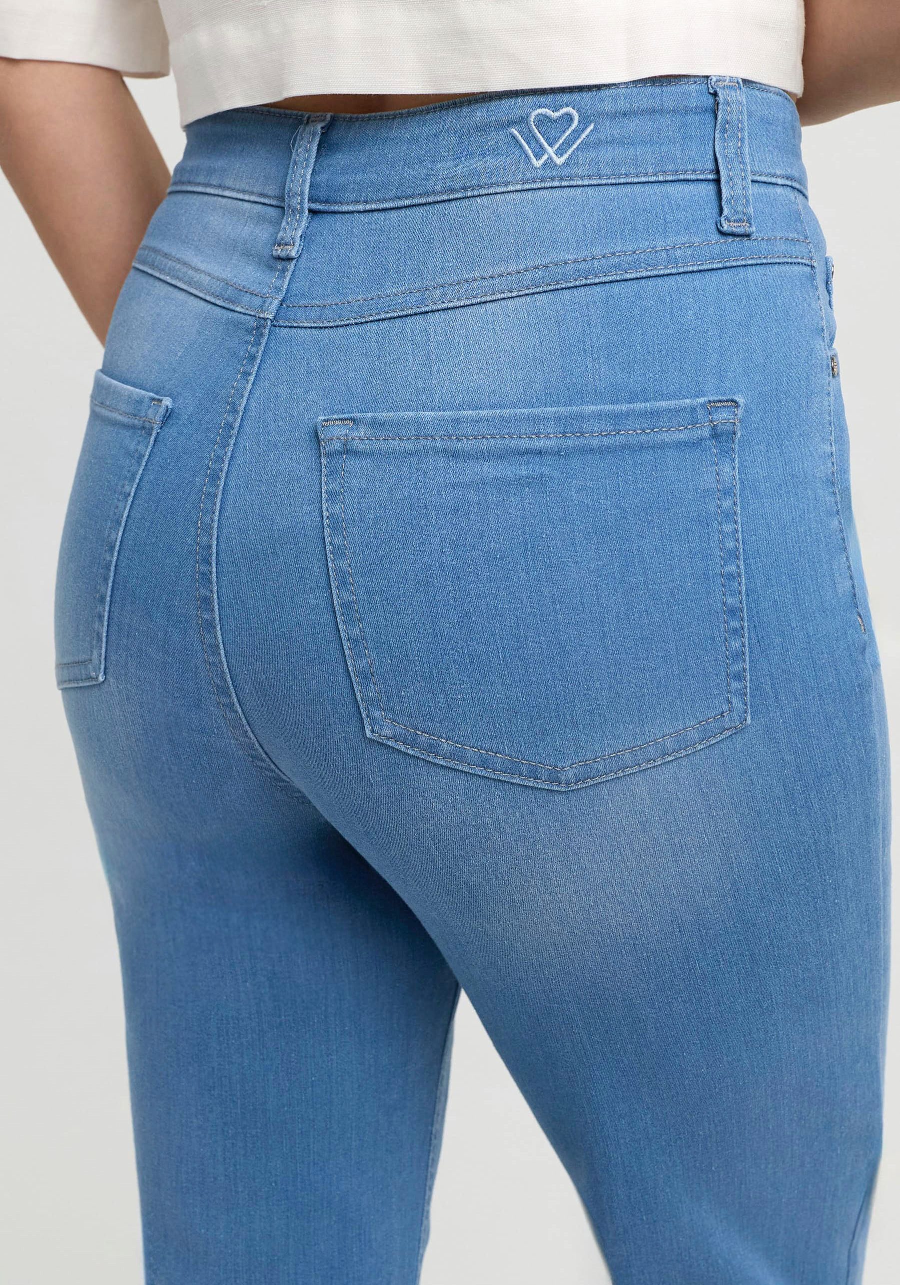 wonderjeans Schlagjeans Flared, mit Stretch