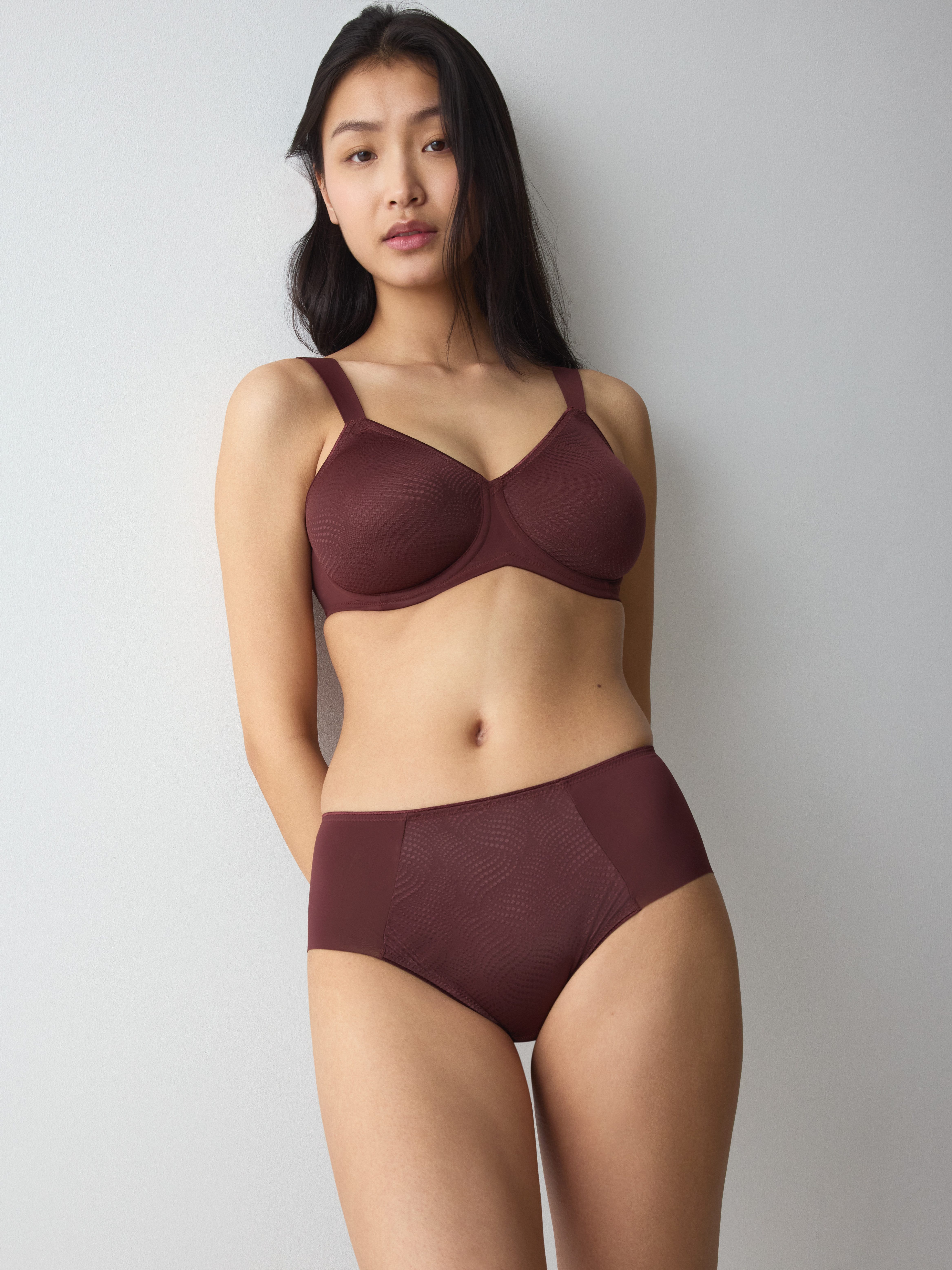 Triumph Slip Essential Minimizer T Hipster X schimmerndes Jacquardmuster
